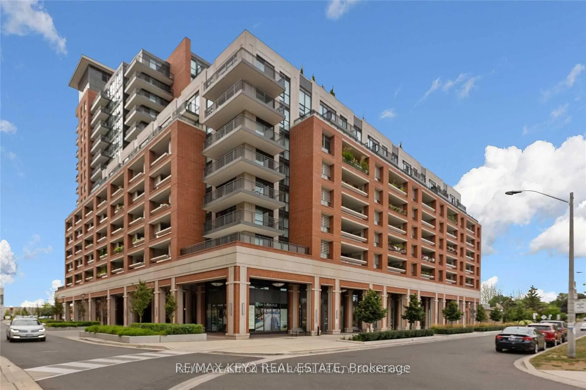 Front of Unit 638, 3091 Dufferin Street