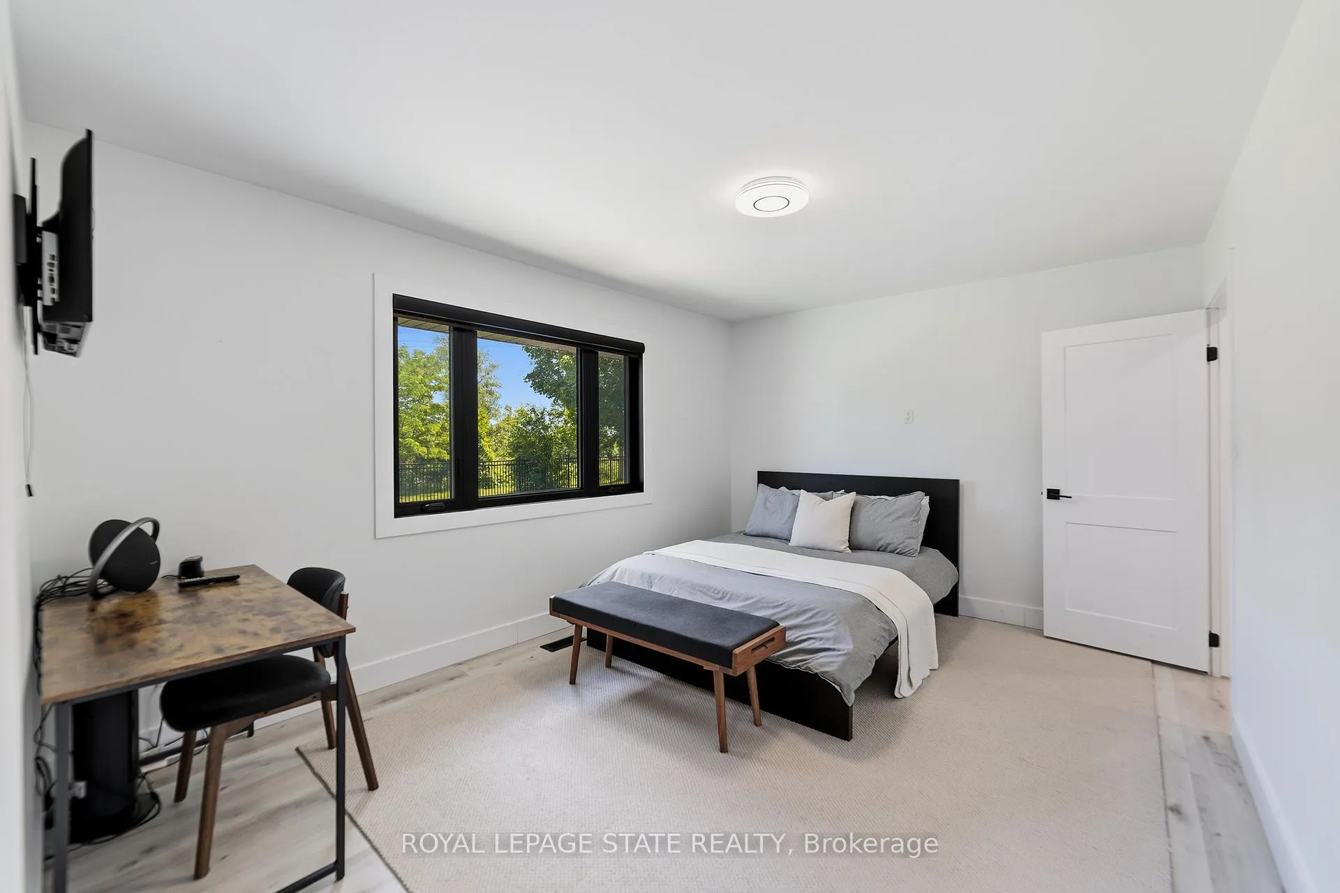 Photo 18 of 424 52 Highway S, Hamilton, Rural Ancaster — HOMEH