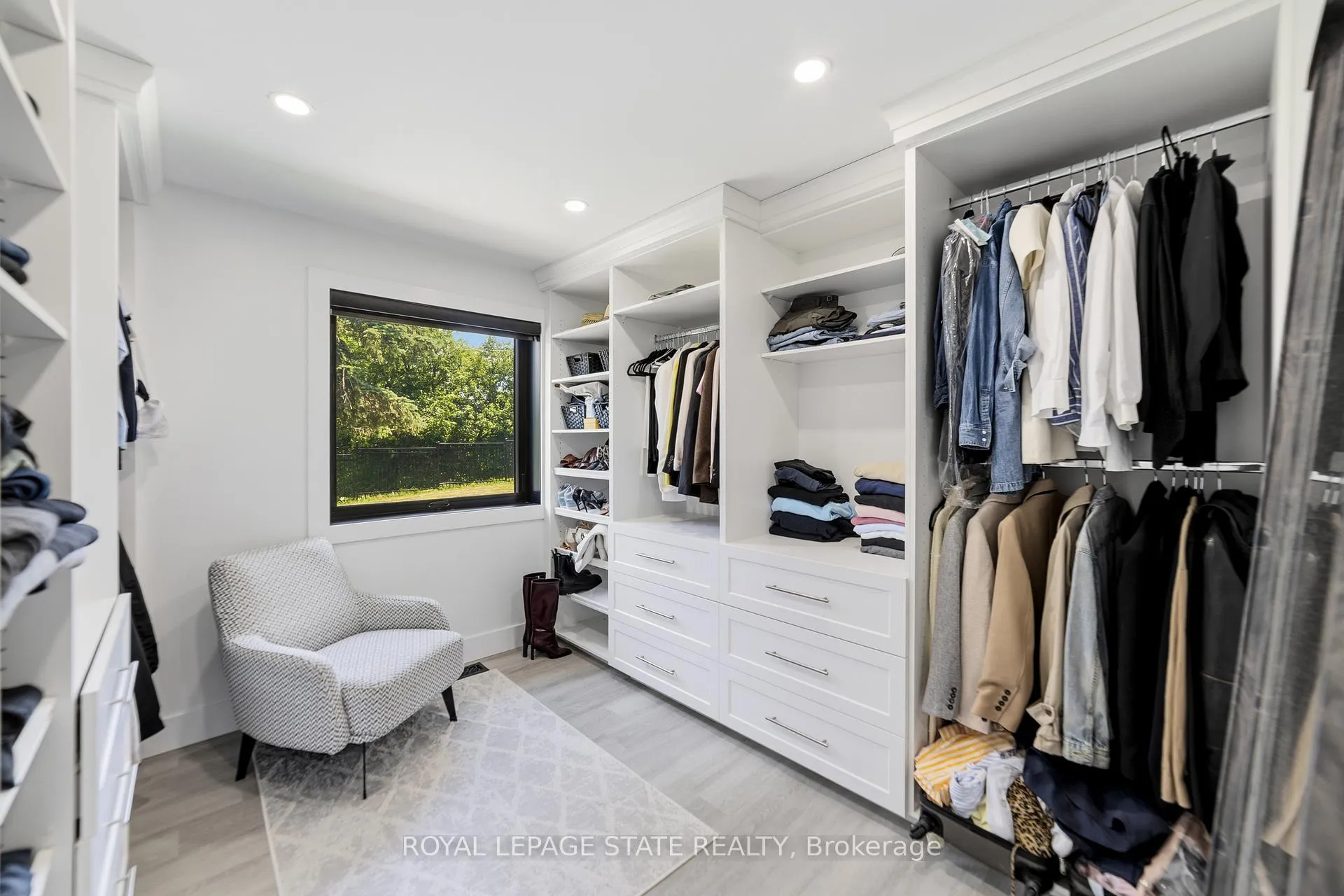 Photo 22 of 424 52 Highway S, Hamilton, Rural Ancaster — HOMEH