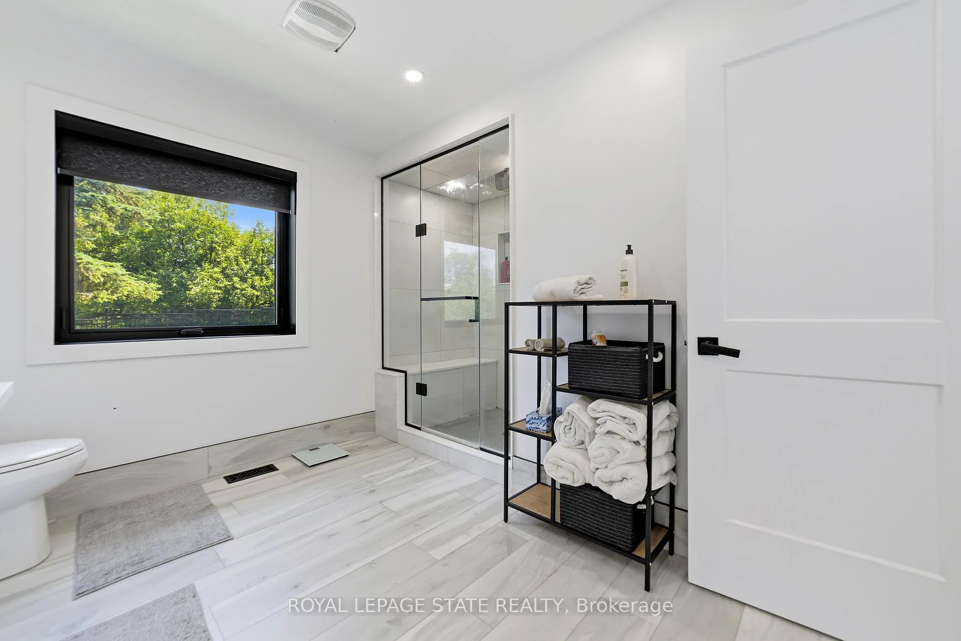 Photo 24 of 424 52 Highway S, Hamilton, Rural Ancaster — HOMEH