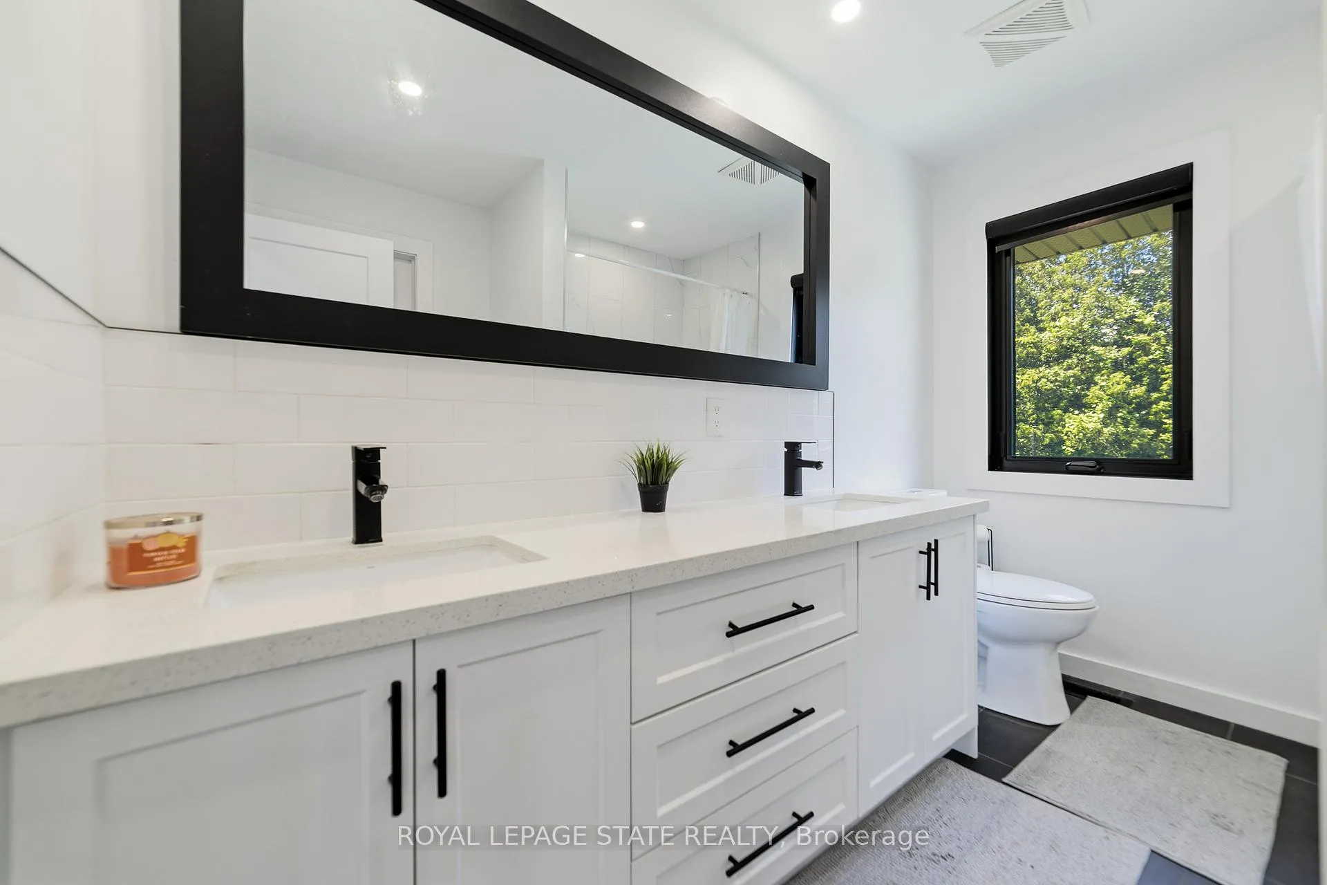 Photo 25 of 424 52 Highway S, Hamilton, Rural Ancaster — HOMEH