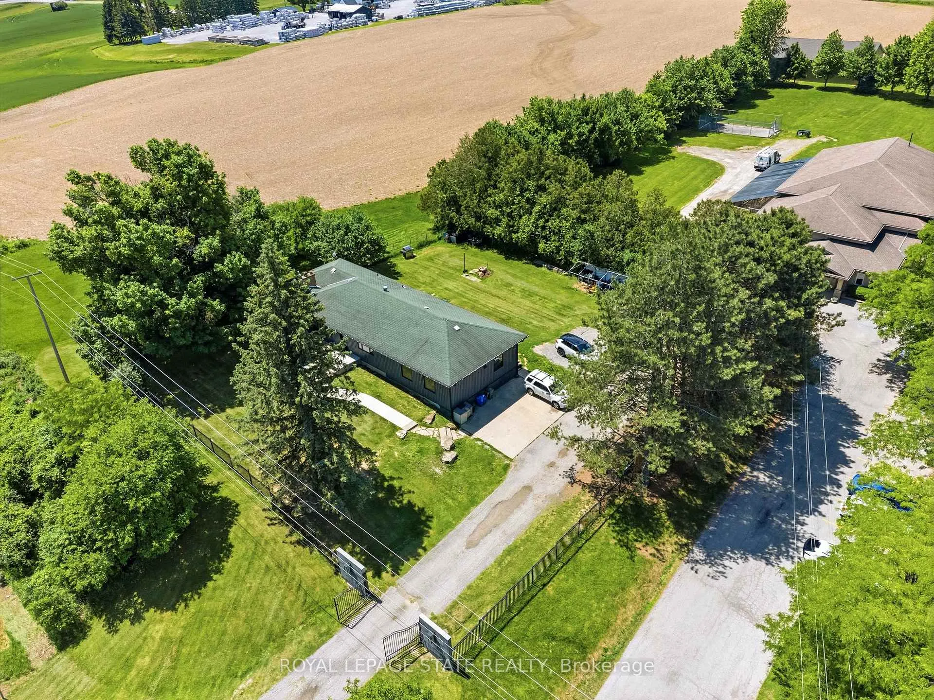 Photo 38 of 424 52 Highway S, Hamilton, Rural Ancaster — HOMEH