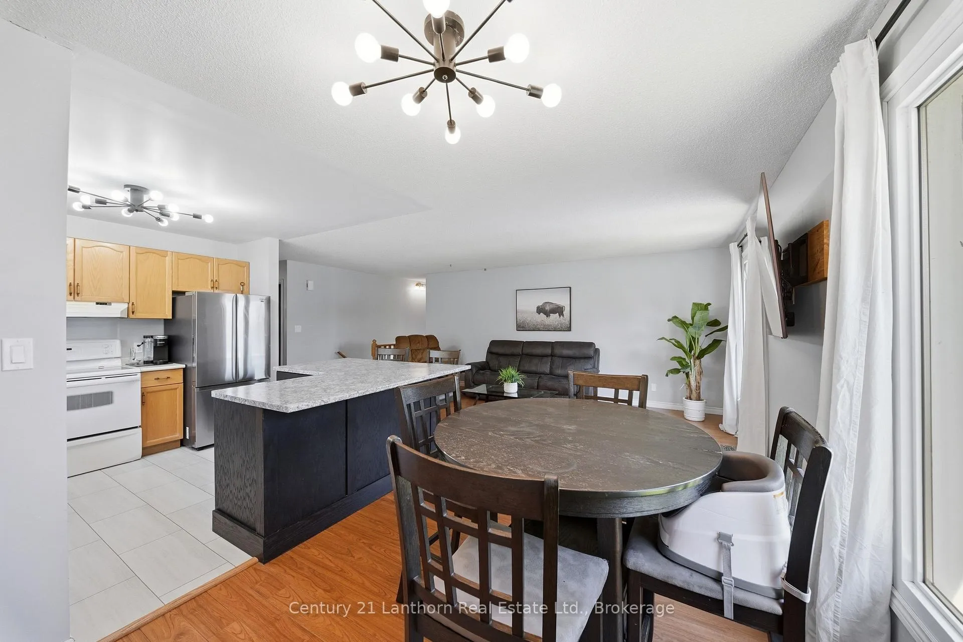 Photo 6 of 38 Alfred Street, Quinte West, Trenton Ward — HOMEH