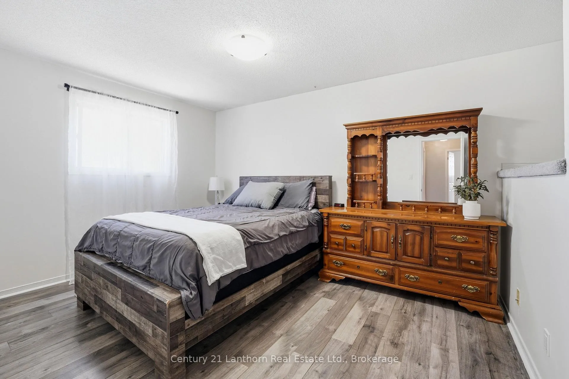 Photo 13 of 38 Alfred Street, Quinte West, Trenton Ward — HOMEH