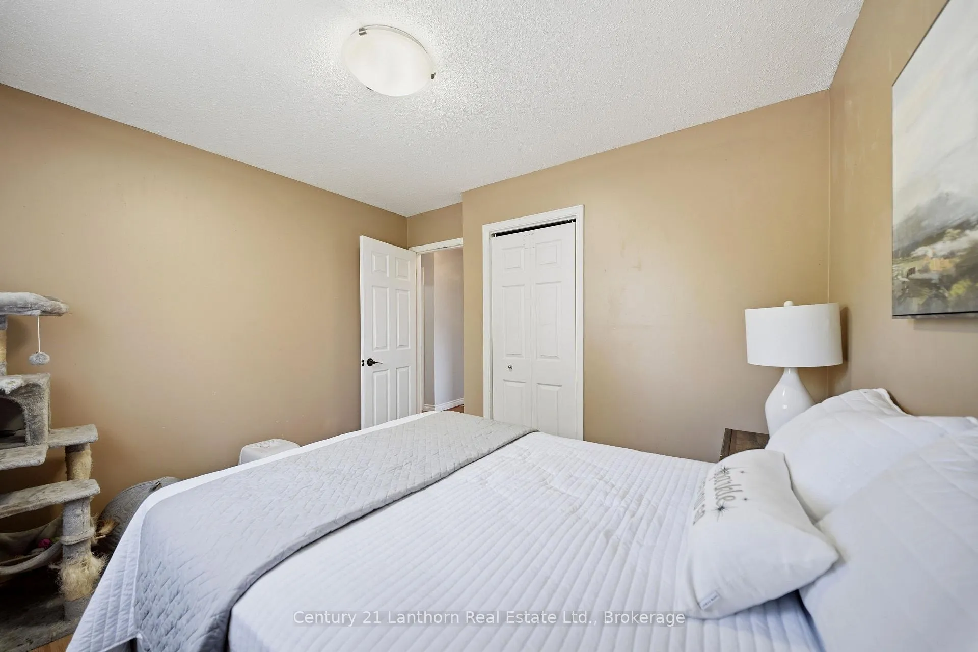 Photo 17 of 38 Alfred Street, Quinte West, Trenton Ward — HOMEH