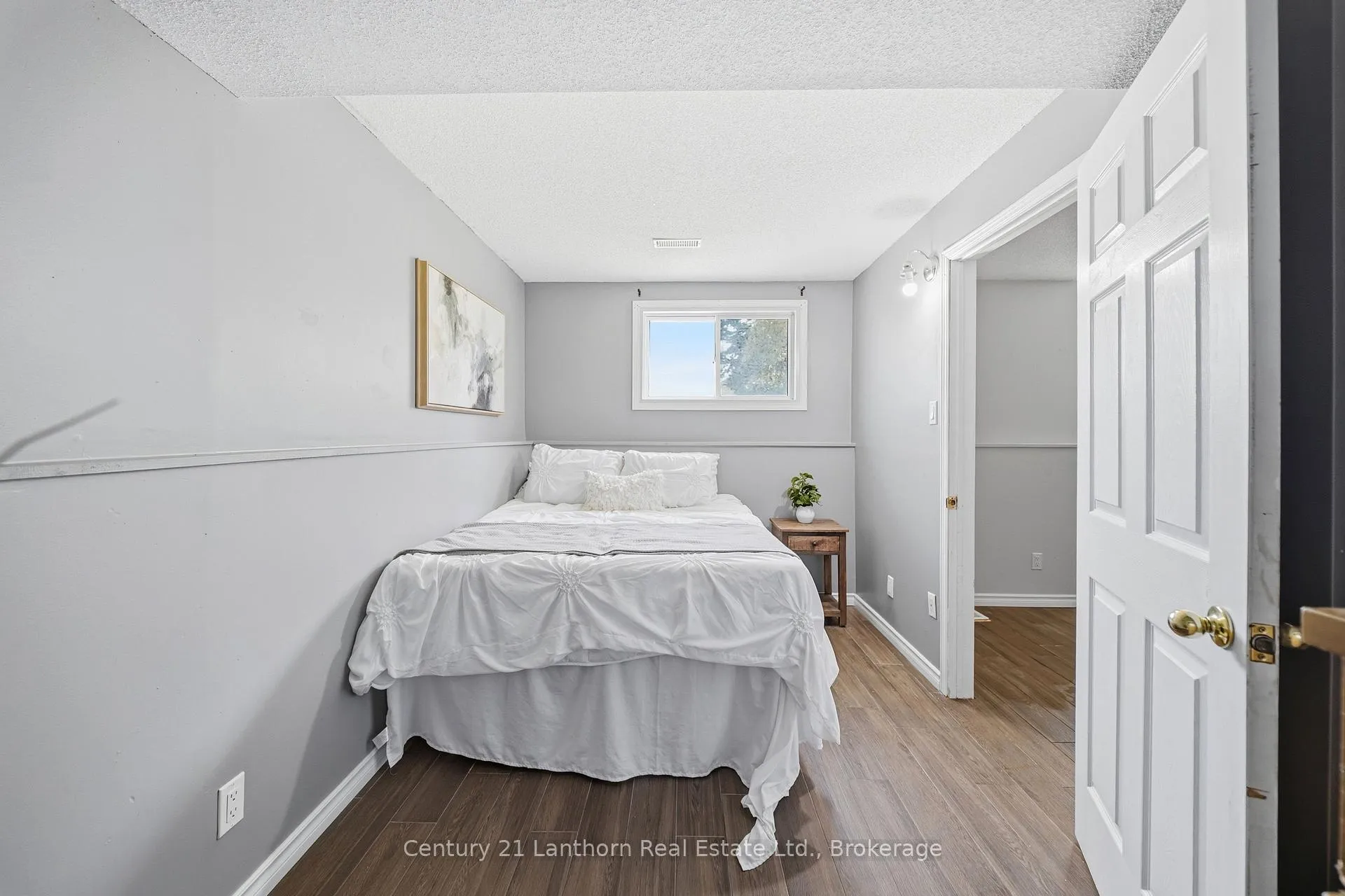 Photo 23 of 38 Alfred Street, Quinte West, Trenton Ward — HOMEH