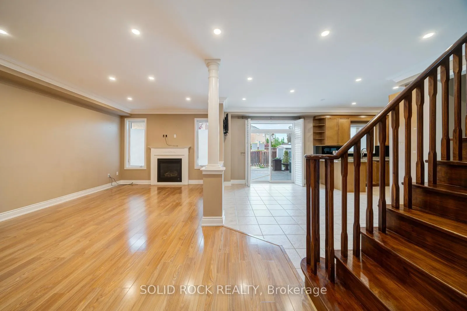 Photo 15 of 32 Albert Roffey Crescent, Markham, Box Grove — HOMEH