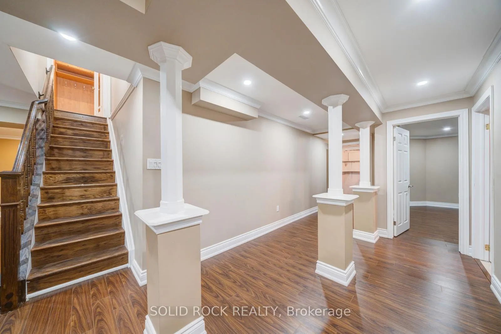 Photo 33 of 32 Albert Roffey Crescent, Markham, Box Grove — HOMEH