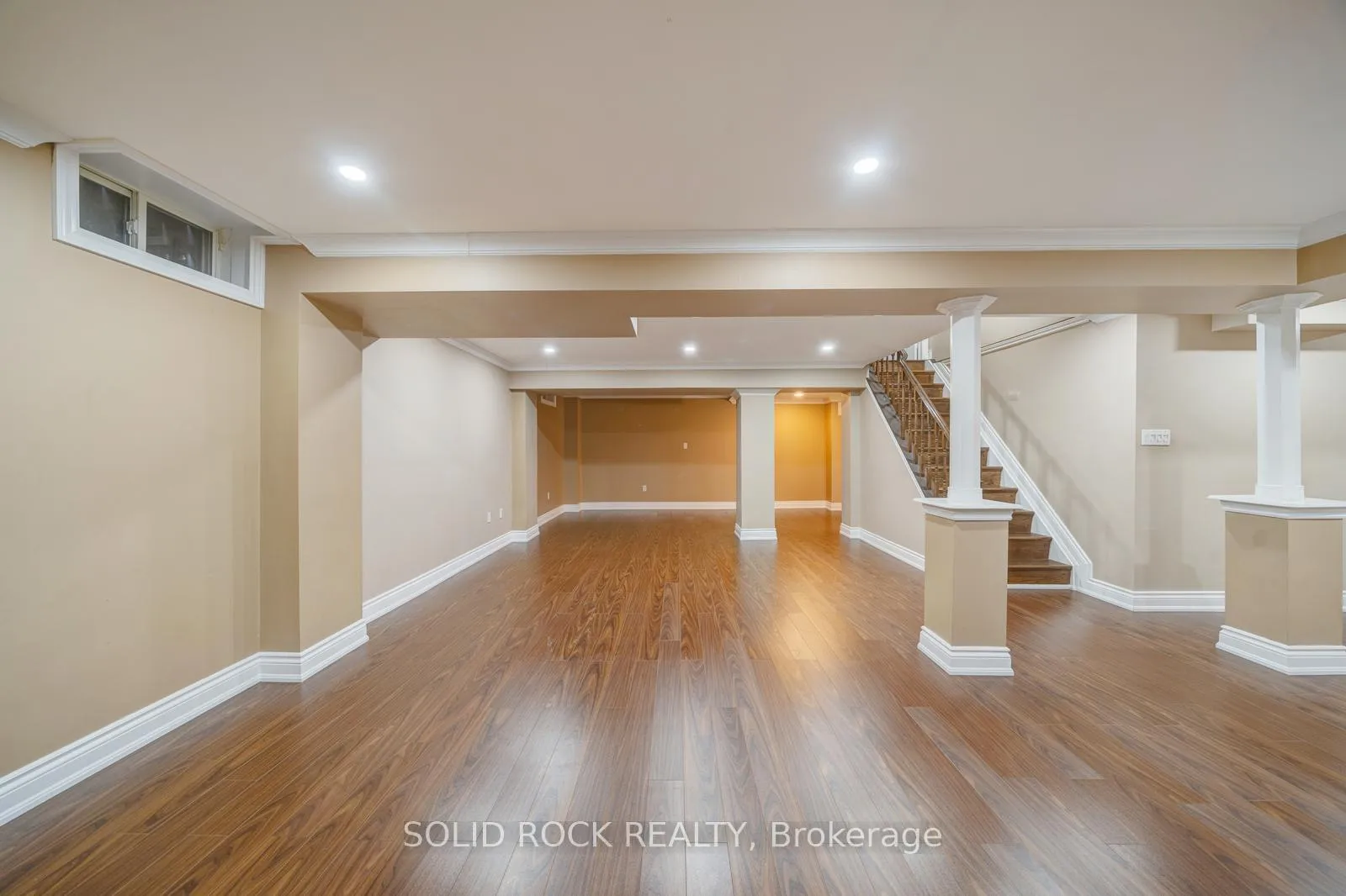 Photo 34 of 32 Albert Roffey Crescent, Markham, Box Grove — HOMEH