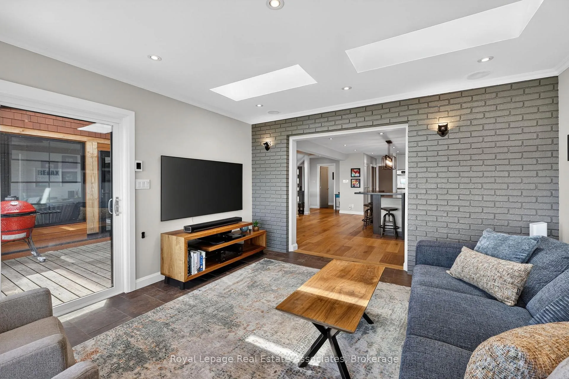 Photo 12 of 727 Broadview Avenue, Orillia — HOMEH