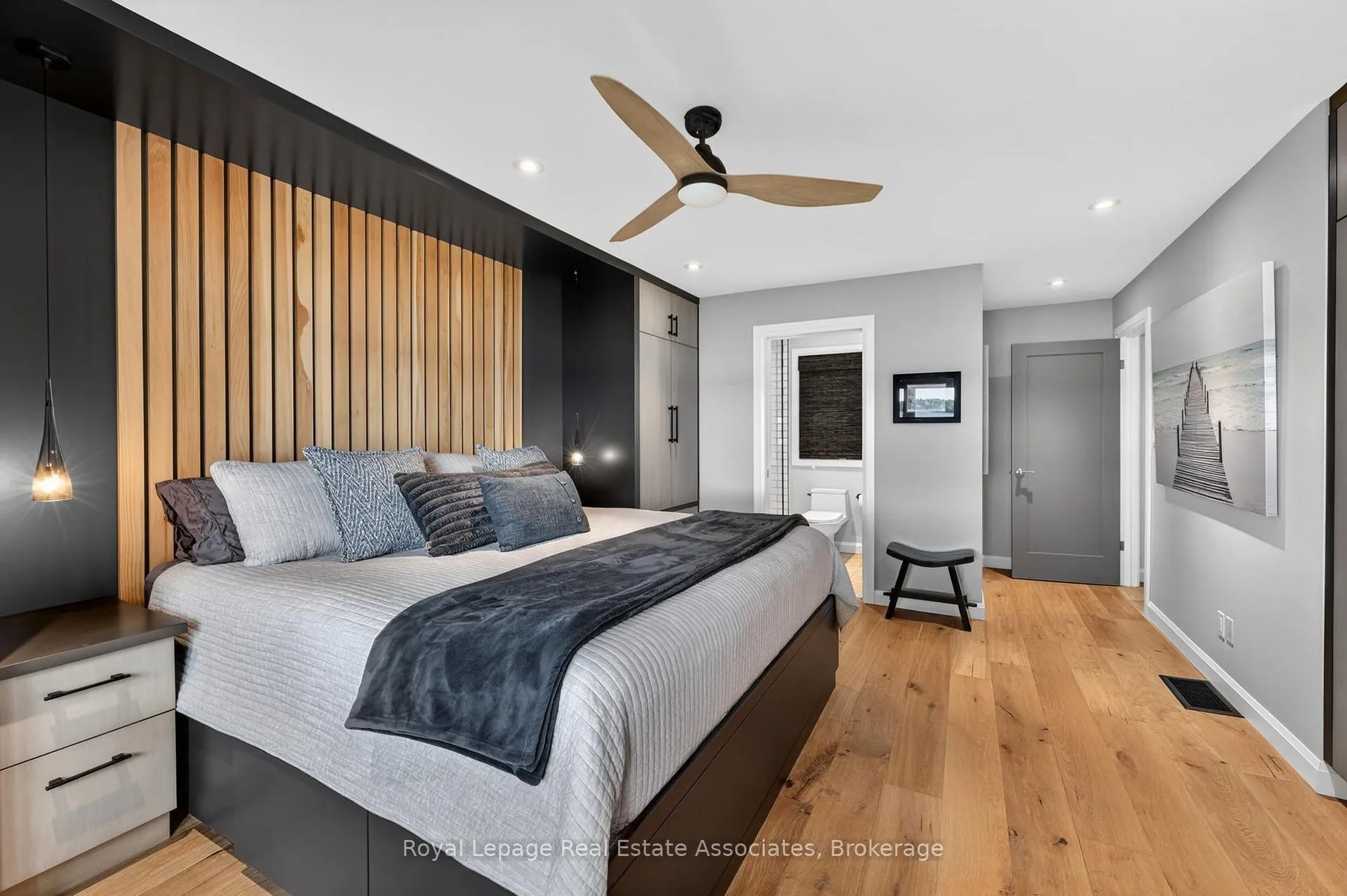 Photo 23 of 727 Broadview Avenue, Orillia — HOMEH