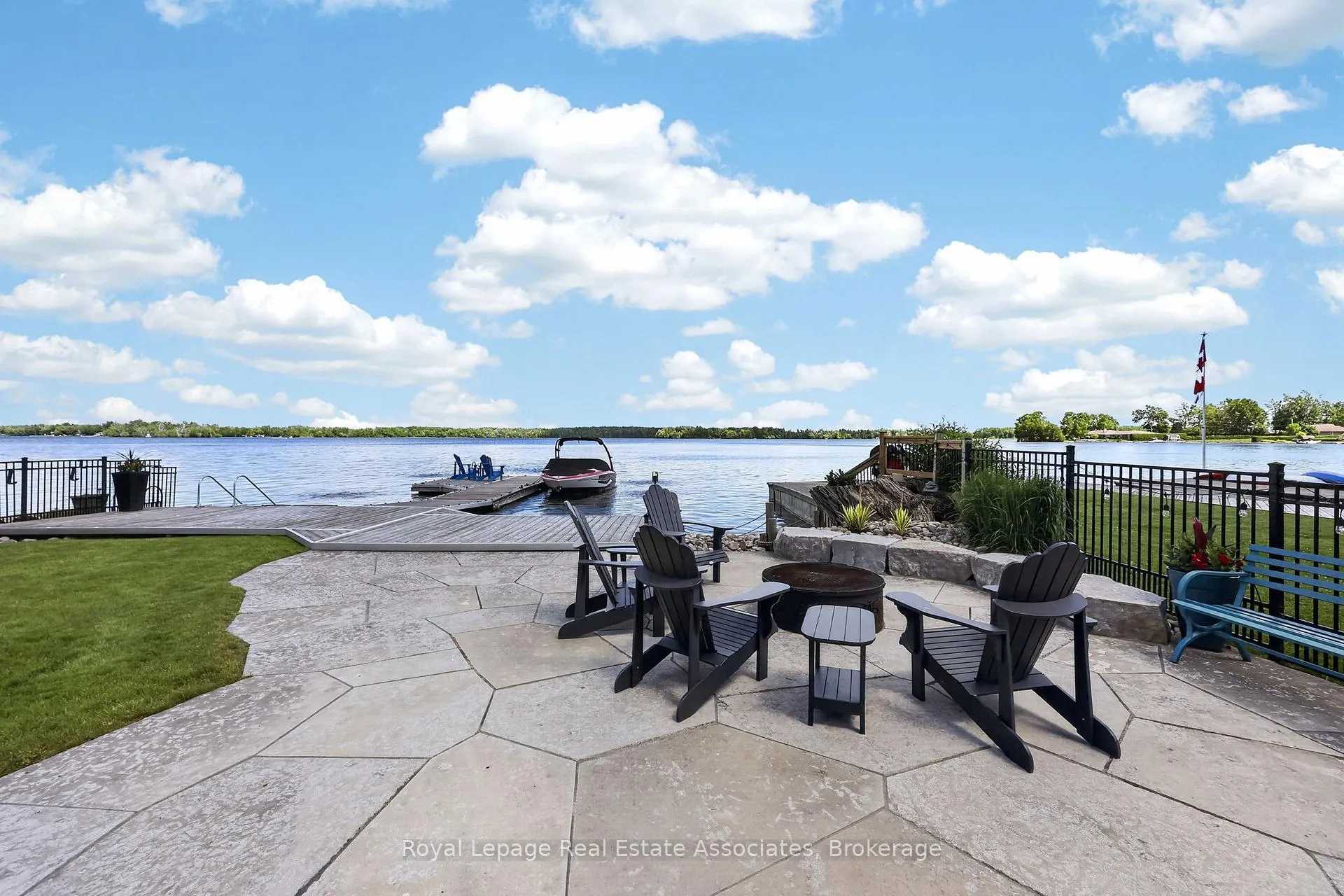 Photo 44 of 727 Broadview Avenue, Orillia — HOMEH