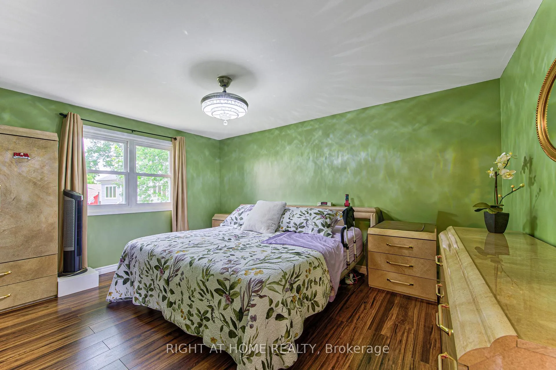 Photo 21 of 399 Grand River Boulevard, Kitchener, Grand River South — HOMEH