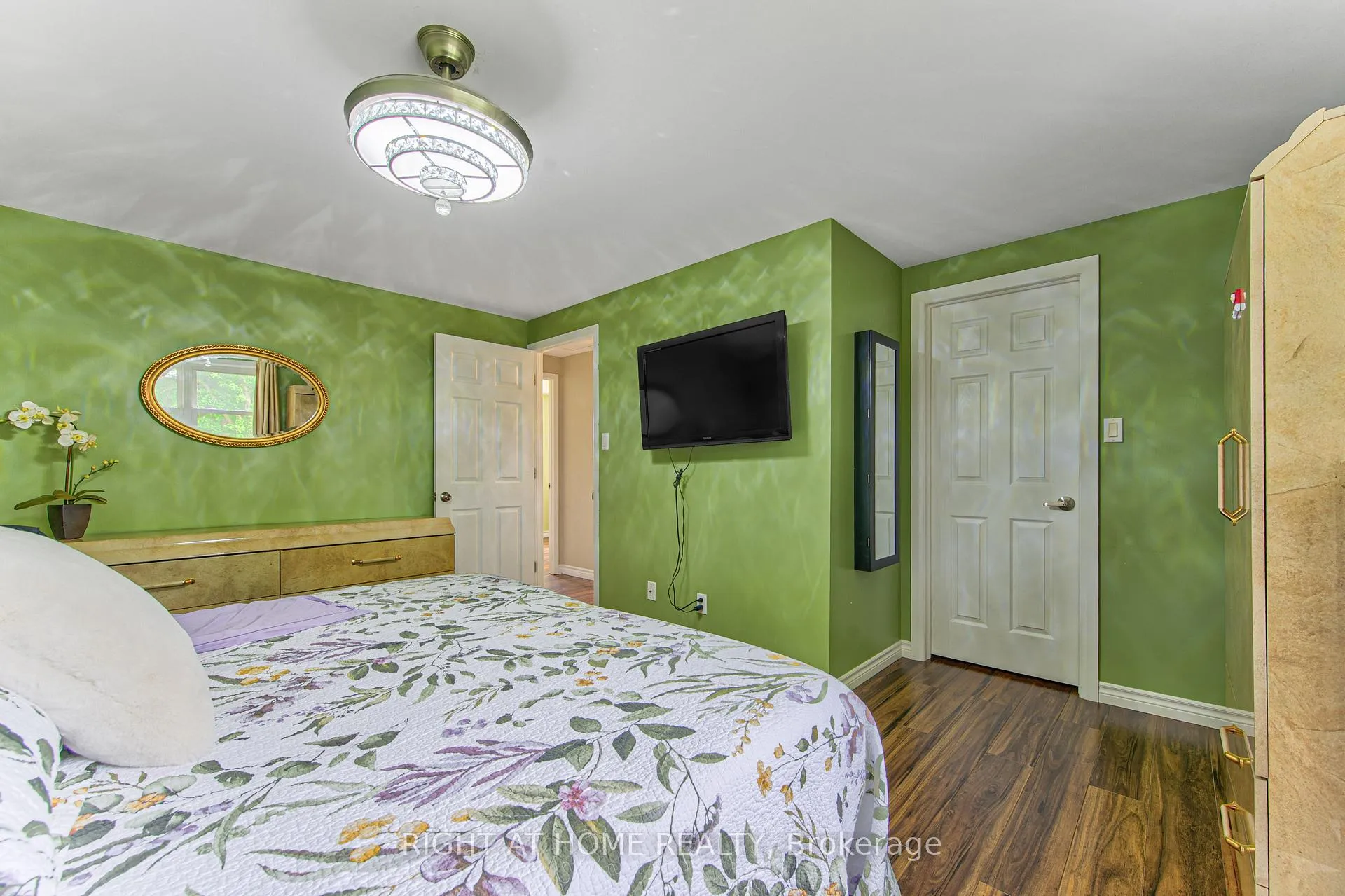 Photo 22 of 399 Grand River Boulevard, Kitchener, Grand River South — HOMEH