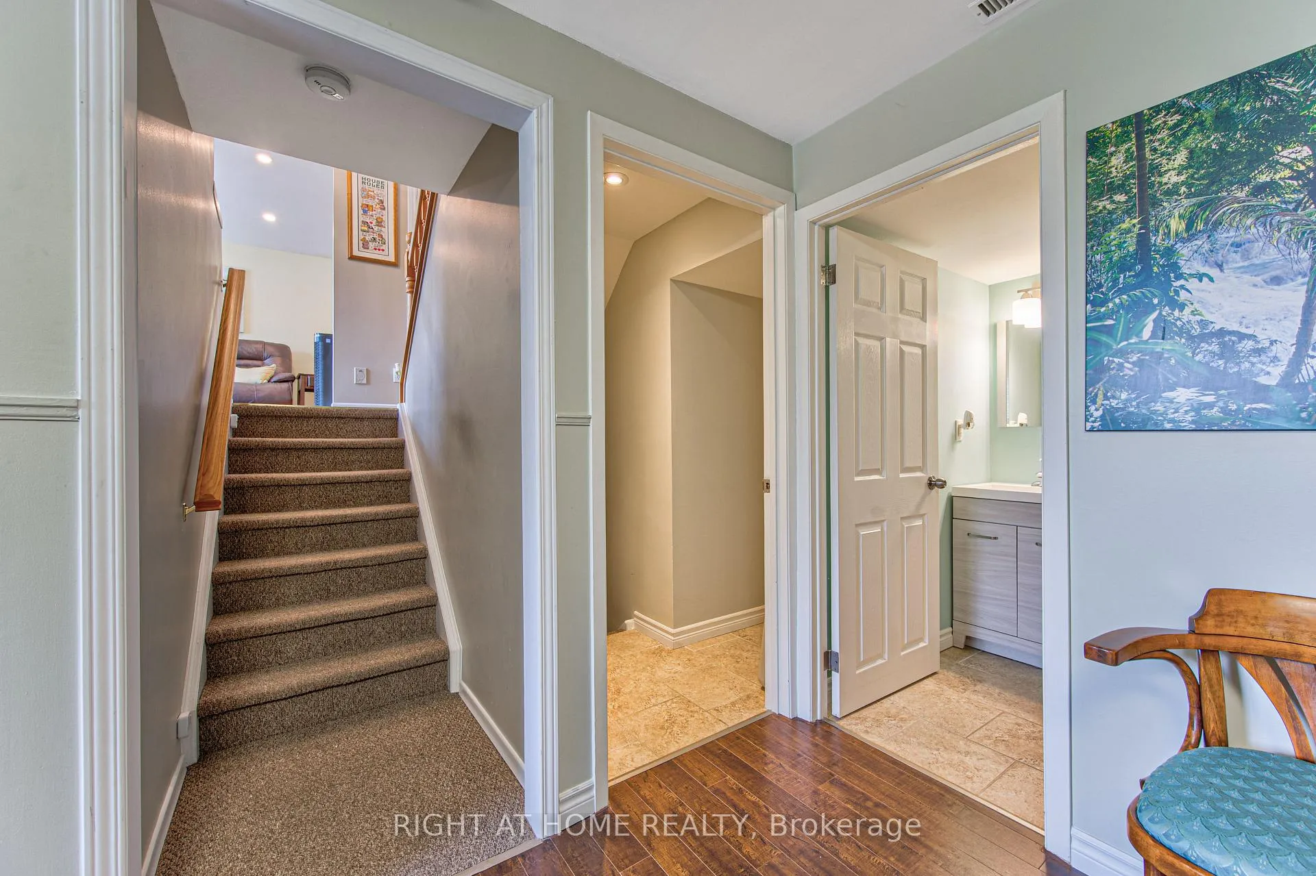 Photo 25 of 399 Grand River Boulevard, Kitchener, Grand River South — HOMEH