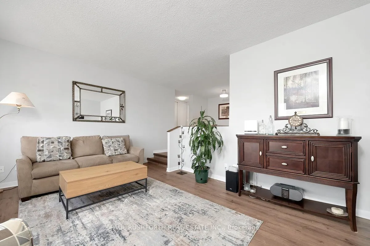 Photo 5 of Unit 819, 1599 Lassiter Terrace, Ottawa, Beaconwood — HOMEH