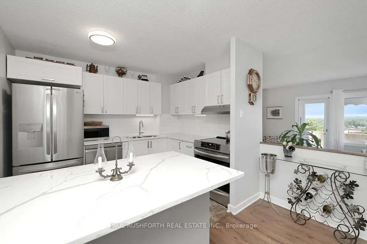 Photo 10 of Unit 819, 1599 Lassiter Terrace, Ottawa, Beaconwood — HOMEH