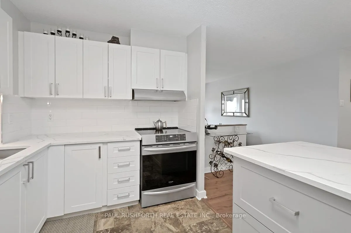Photo 11 of Unit 819, 1599 Lassiter Terrace, Ottawa, Beaconwood — HOMEH