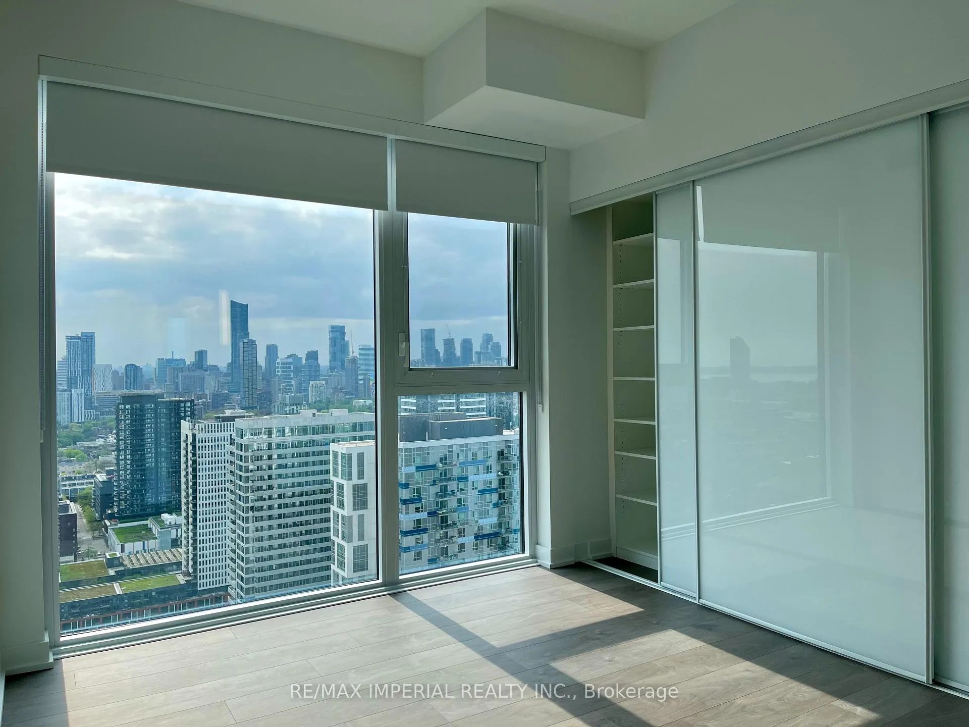 Photo 20 of Unit 3505, 5 Defries Street, Toronto, Regent Park — HOMEH