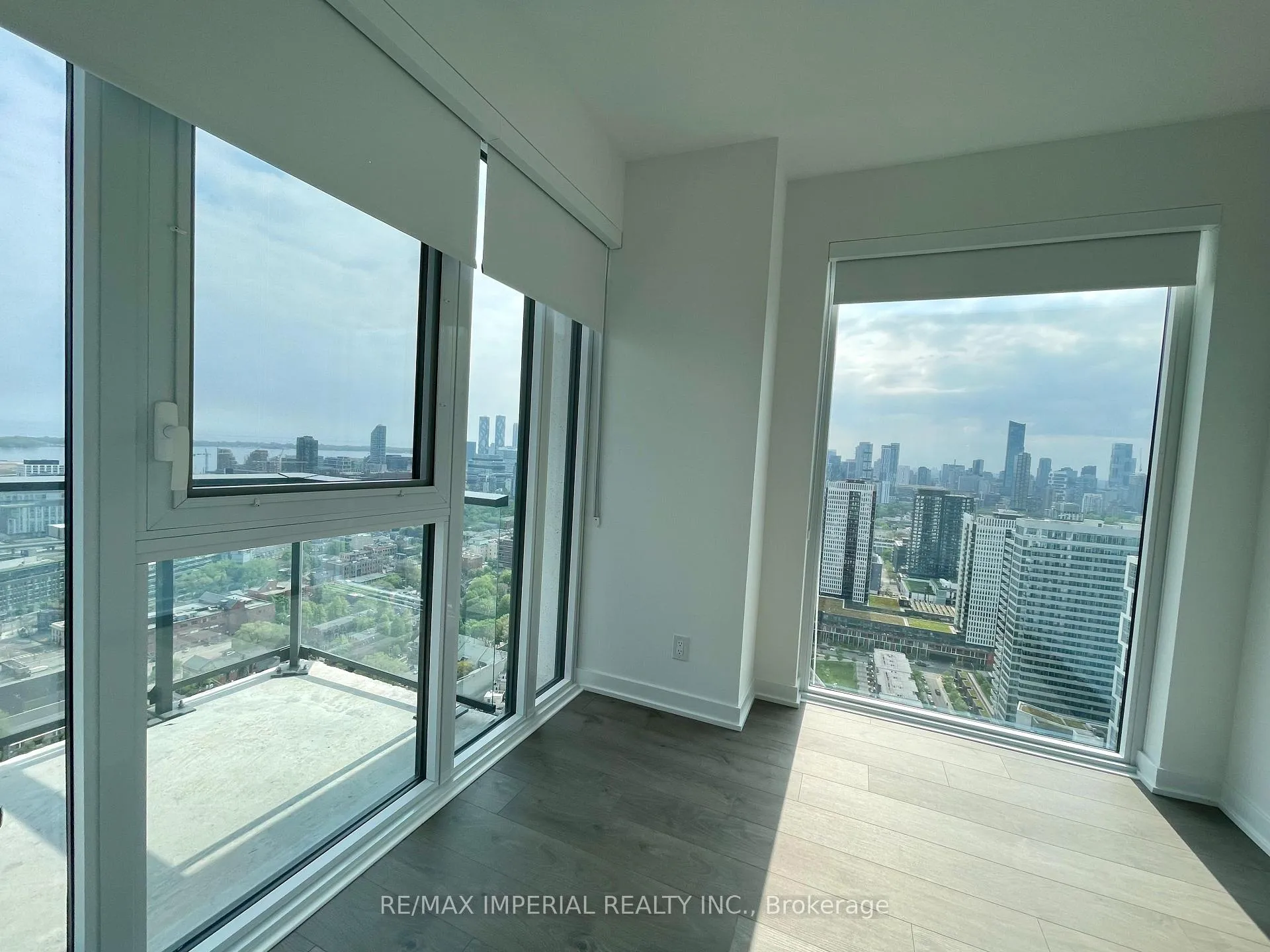 Photo 31 of Unit 3505, 5 Defries Street, Toronto, Regent Park — HOMEH