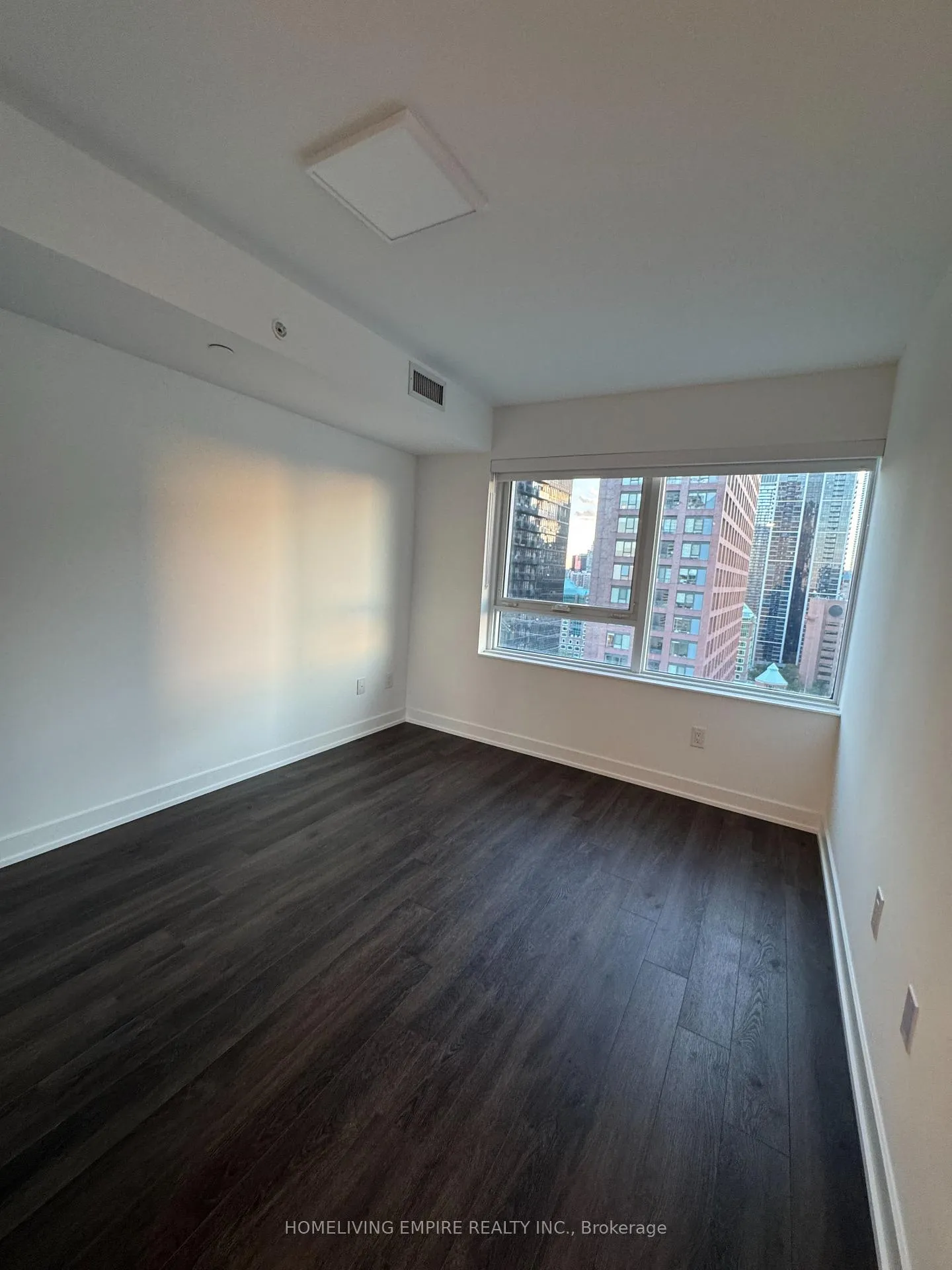 Photo 9 of Unit 2004, 609 Sherbourne Street, Toronto, North St. James Town — HOMEH