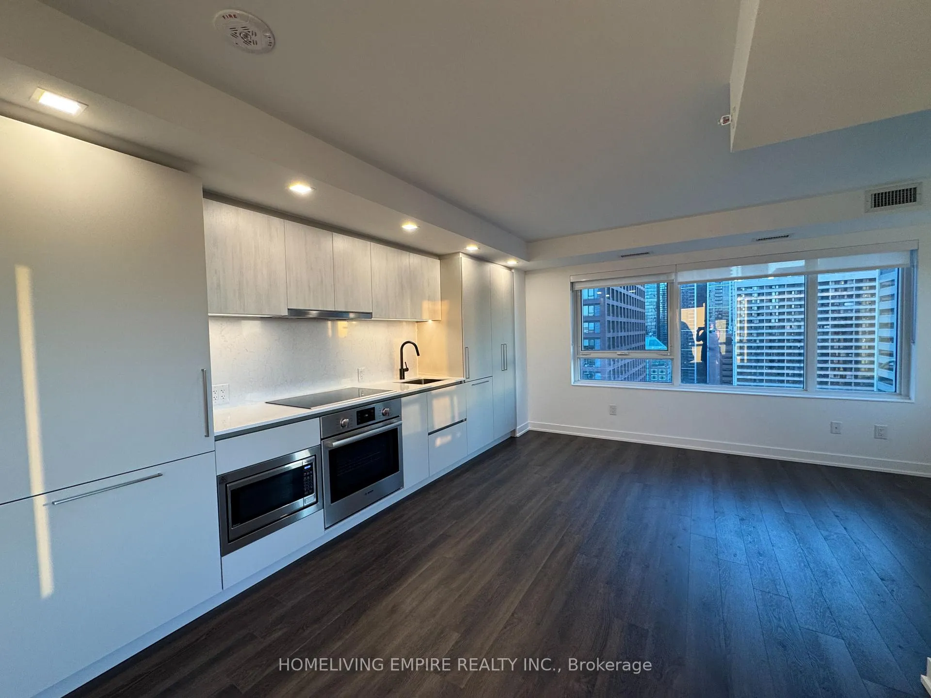 Photo 12 of Unit 2004, 609 Sherbourne Street, Toronto, North St. James Town — HOMEH