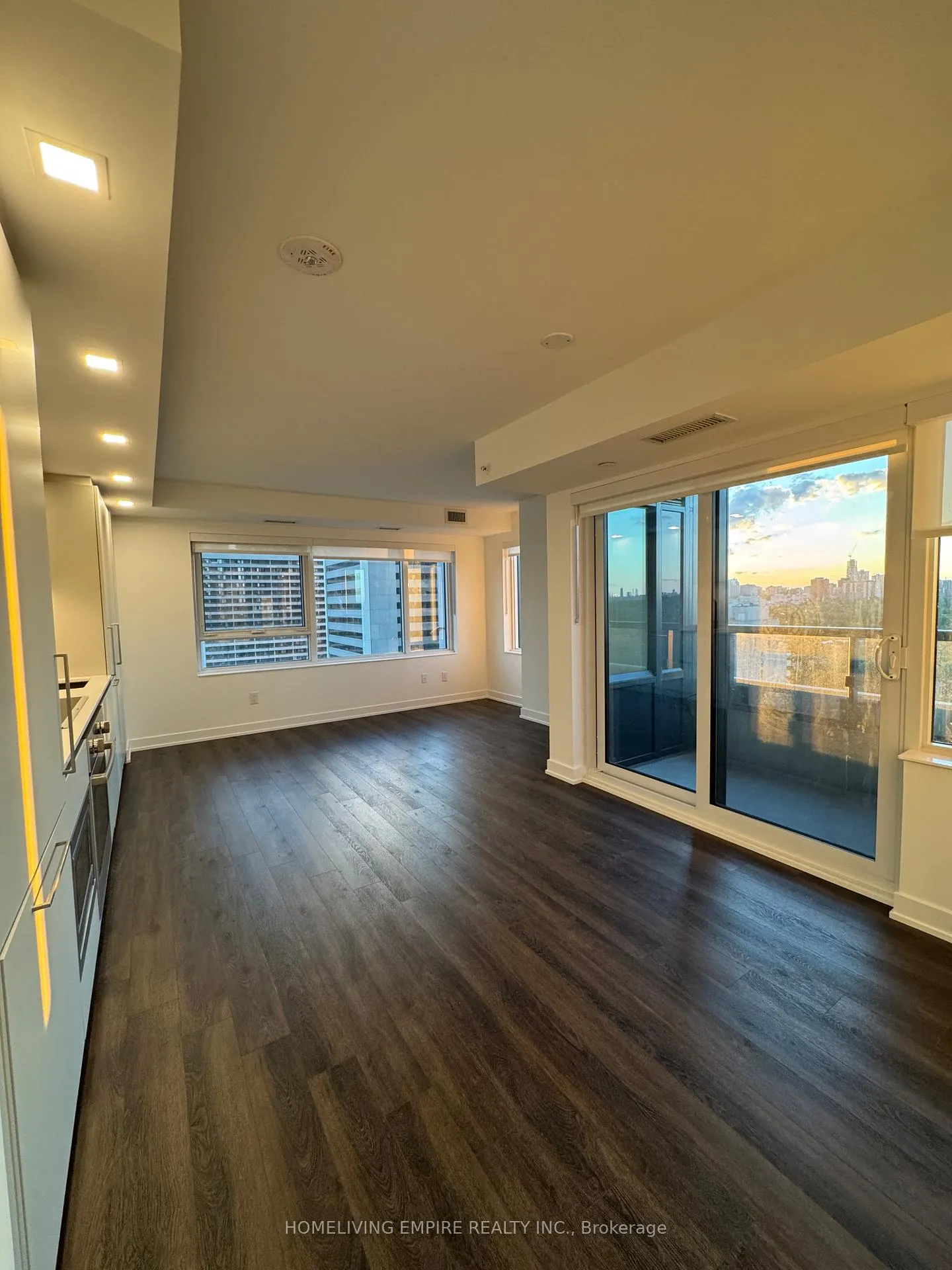 Photo 18 of Unit 2004, 609 Sherbourne Street, Toronto, North St. James Town — HOMEH