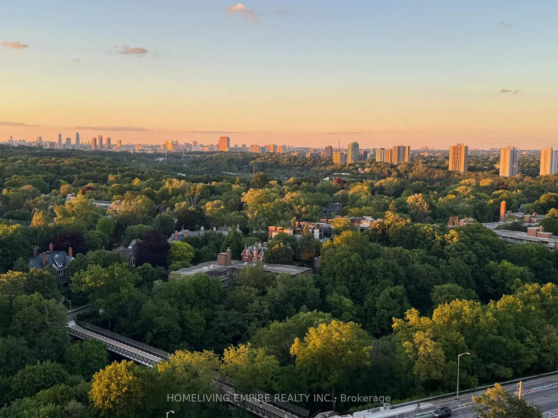 Photo 21 of Unit 2004, 609 Sherbourne Street, Toronto, North St. James Town — HOMEH