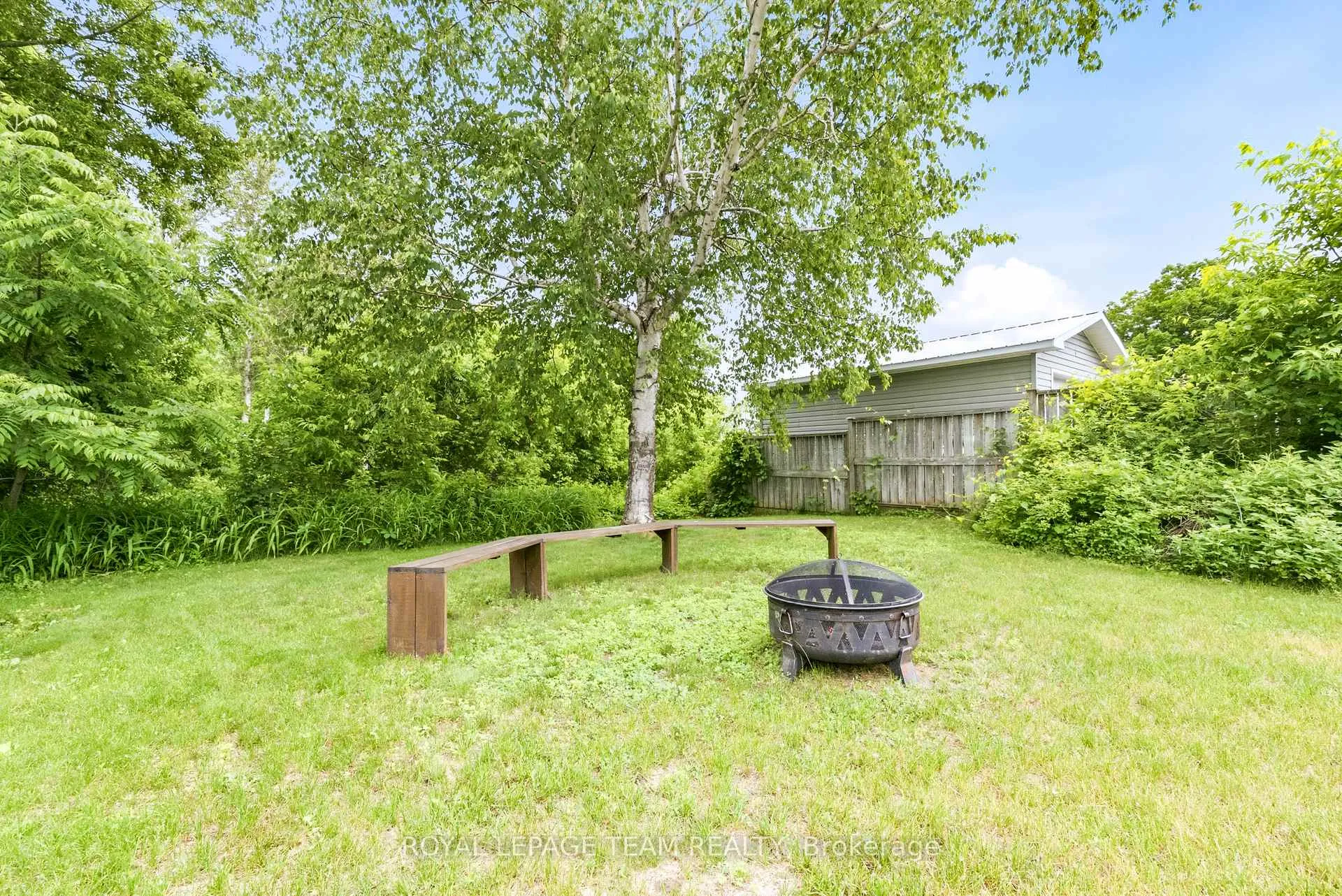 Photo 33 of 58 Seventh Avenue, Arnprior, Arnprior — HOMEH