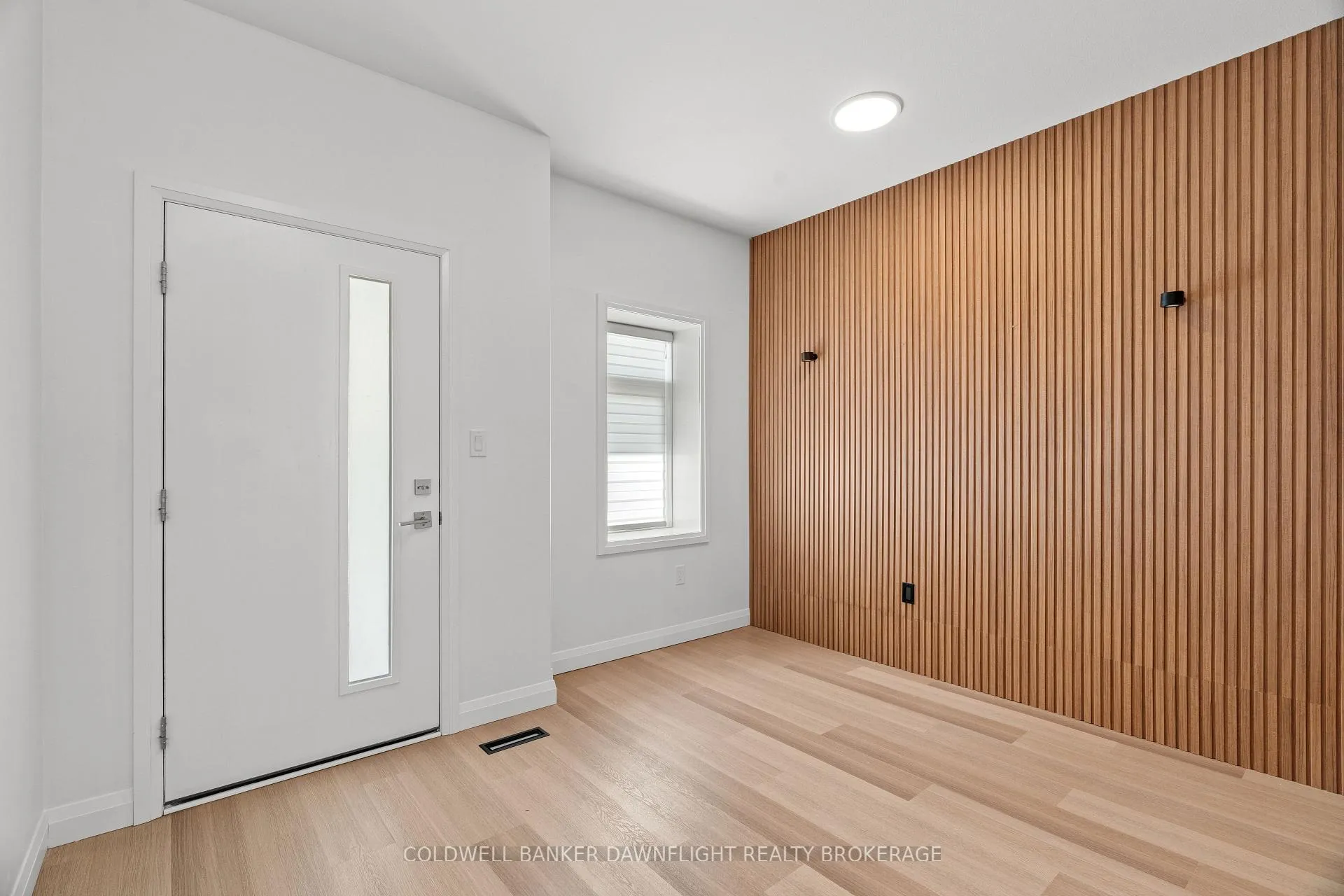 Photo 11 of 592 Albert Street, South Huron, Exeter — HOMEH