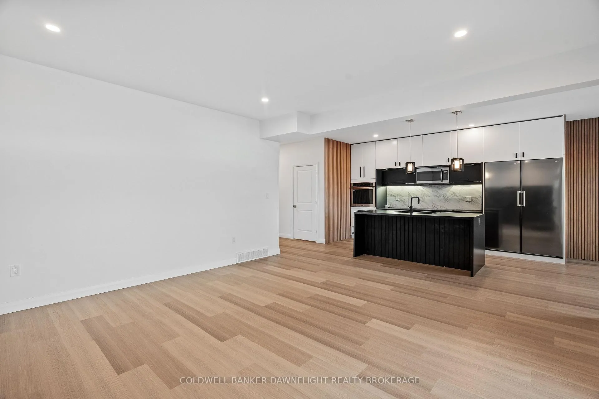 Photo 43 of 592 Albert Street, South Huron, Exeter — HOMEH