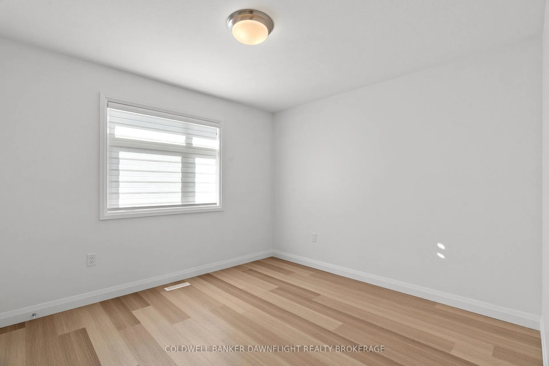 Photo 59 of 592 Albert Street, South Huron, Exeter — HOMEH