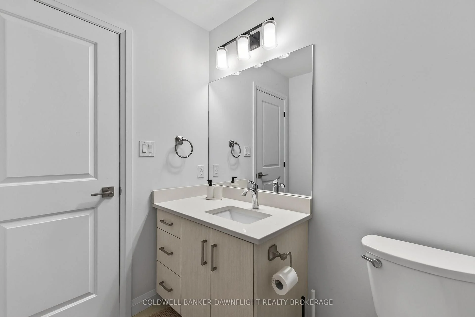 Photo 52 of 592 Albert Street, South Huron, Exeter — HOMEH