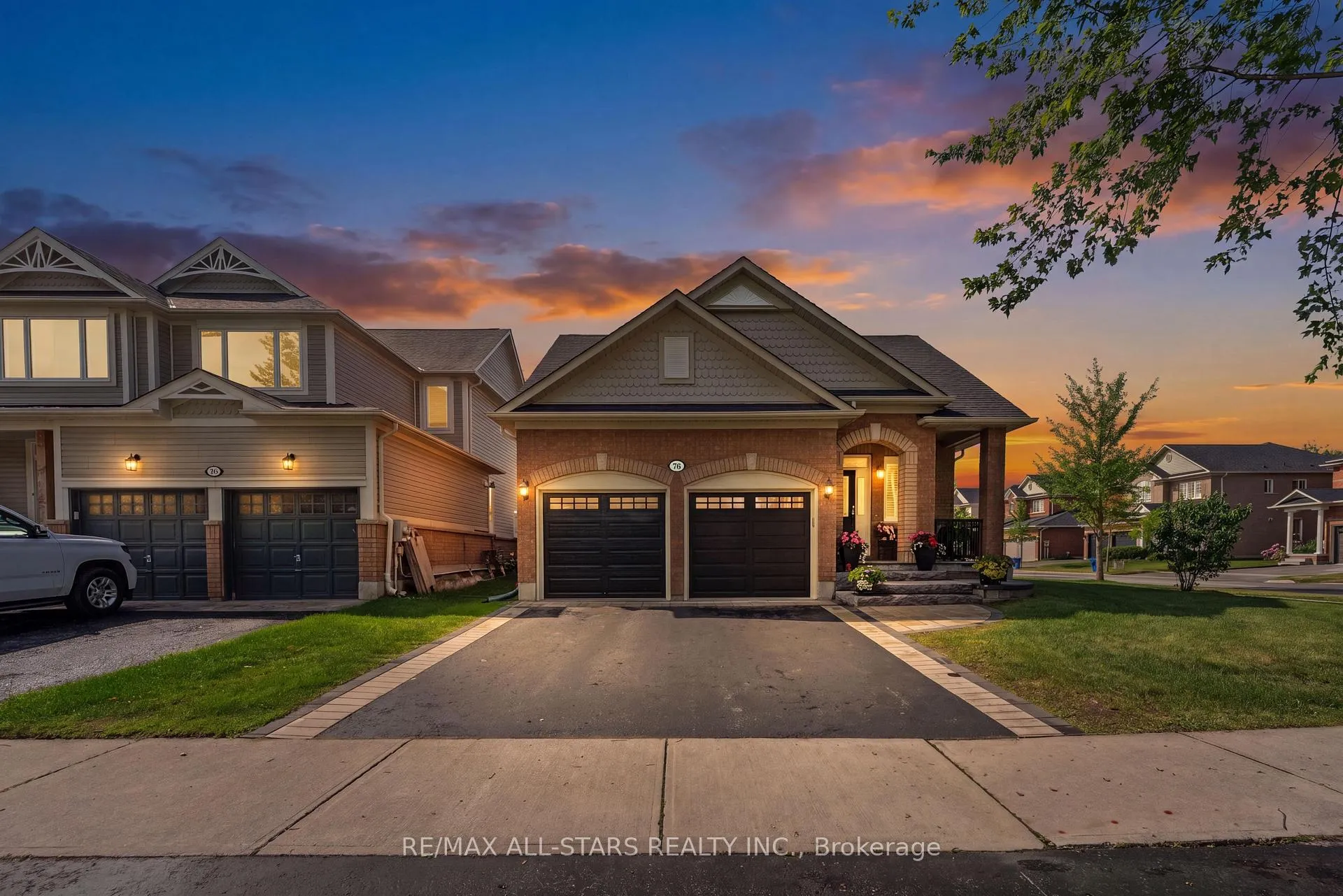 Photo 2 of 76 Chimney Hill Way, Scugog, Port Perry — HOMEH