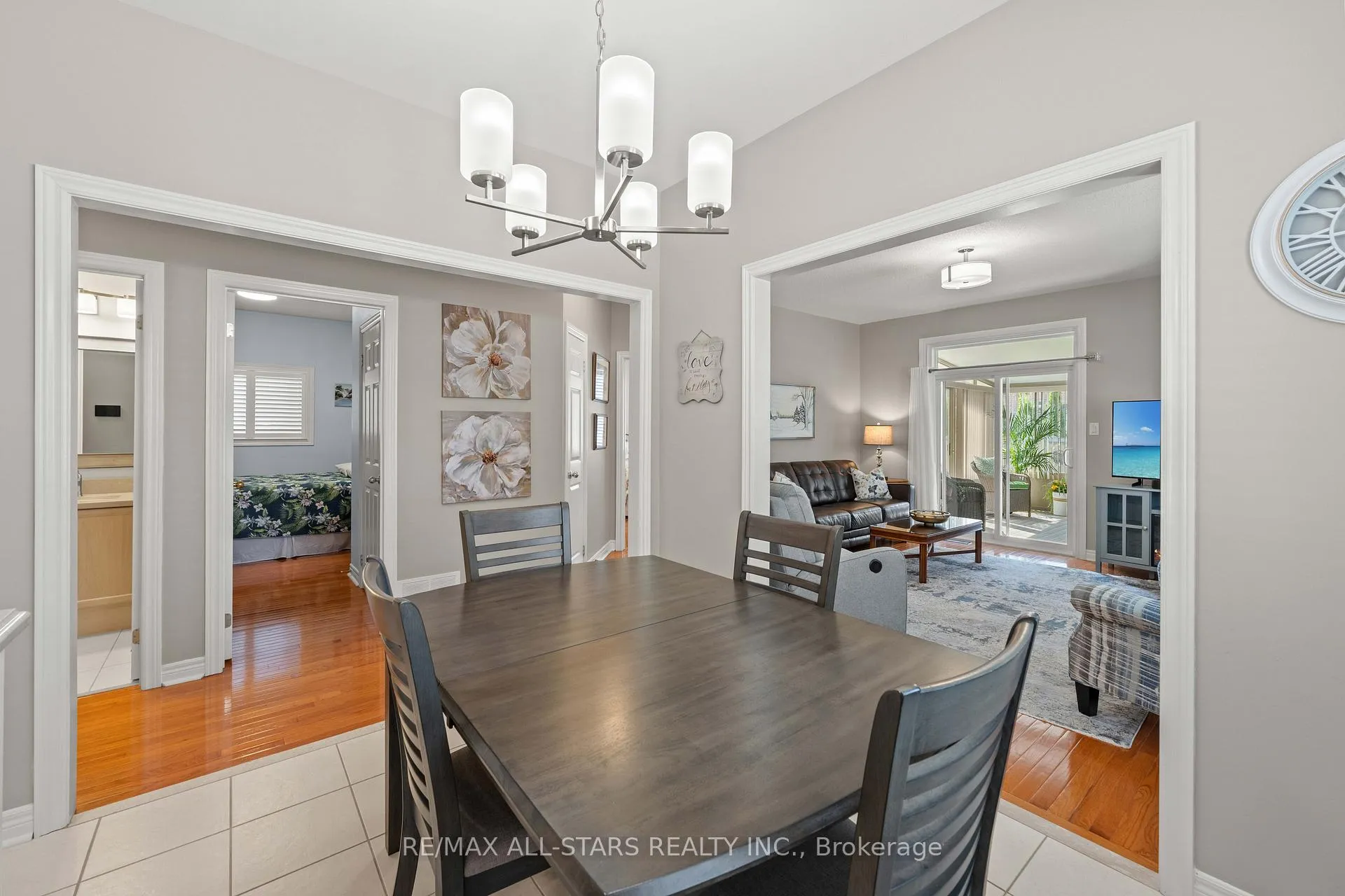 Photo 13 of 76 Chimney Hill Way, Scugog, Port Perry — HOMEH