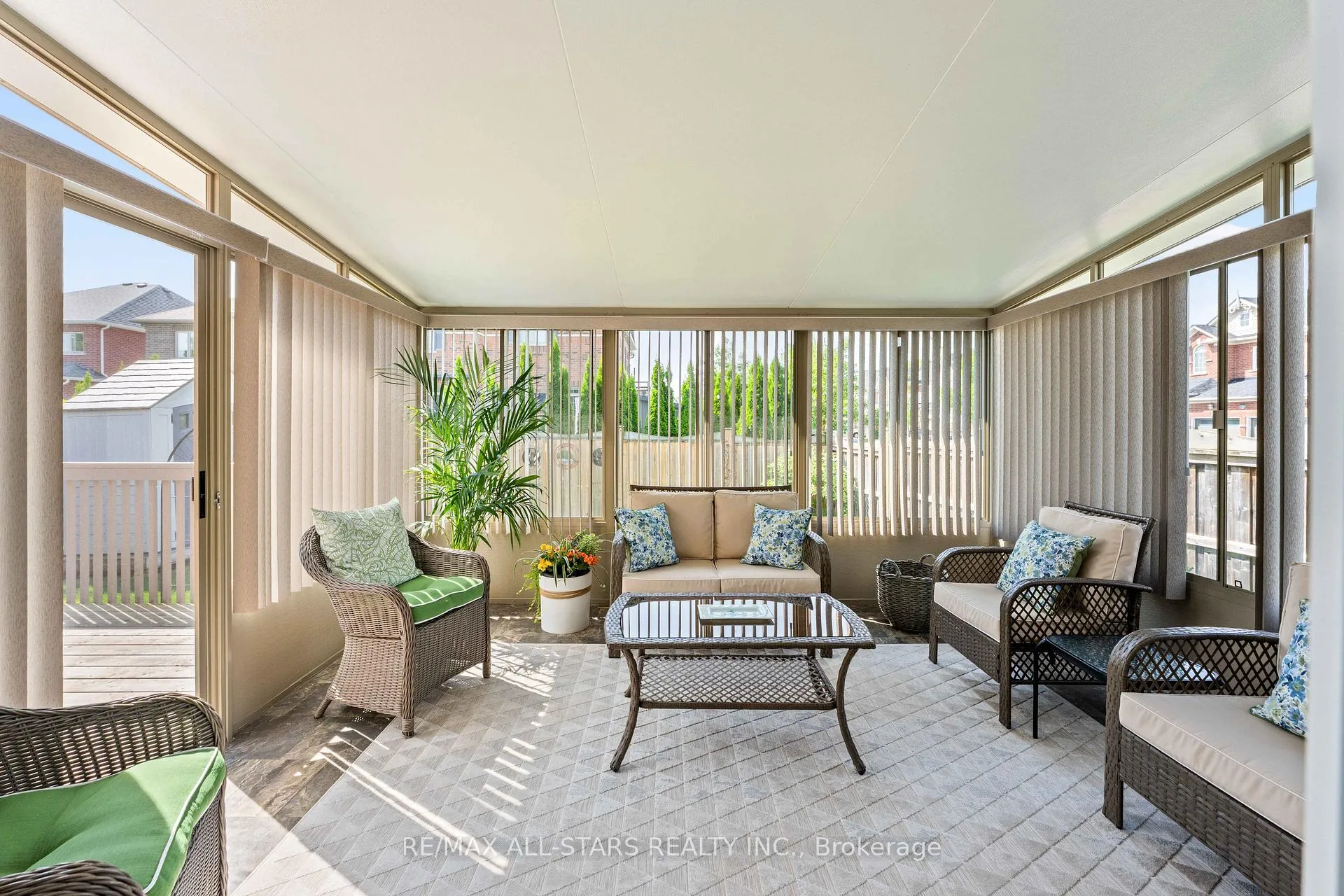 Photo 15 of 76 Chimney Hill Way, Scugog, Port Perry — HOMEH