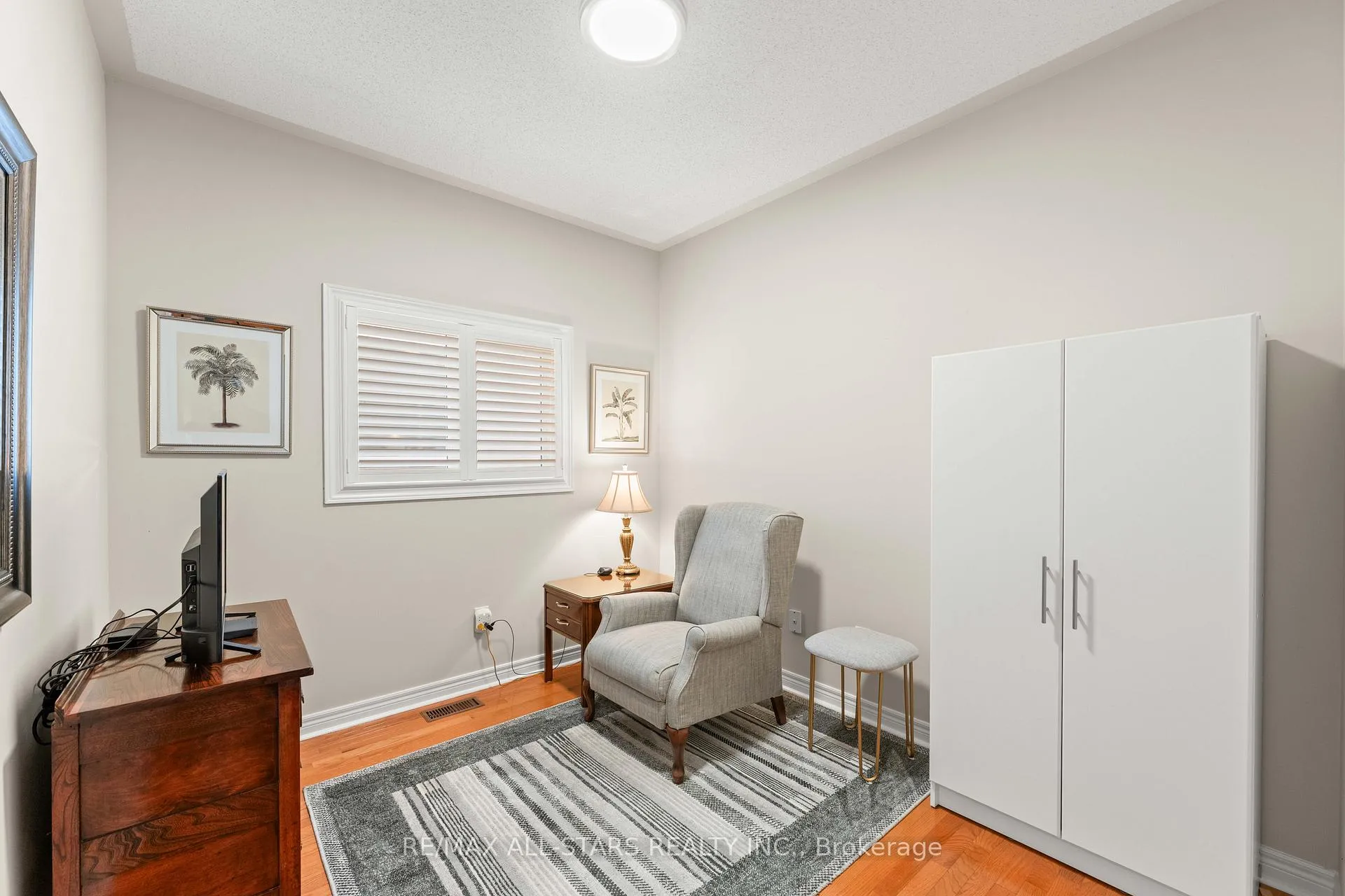 Photo 21 of 76 Chimney Hill Way, Scugog, Port Perry — HOMEH