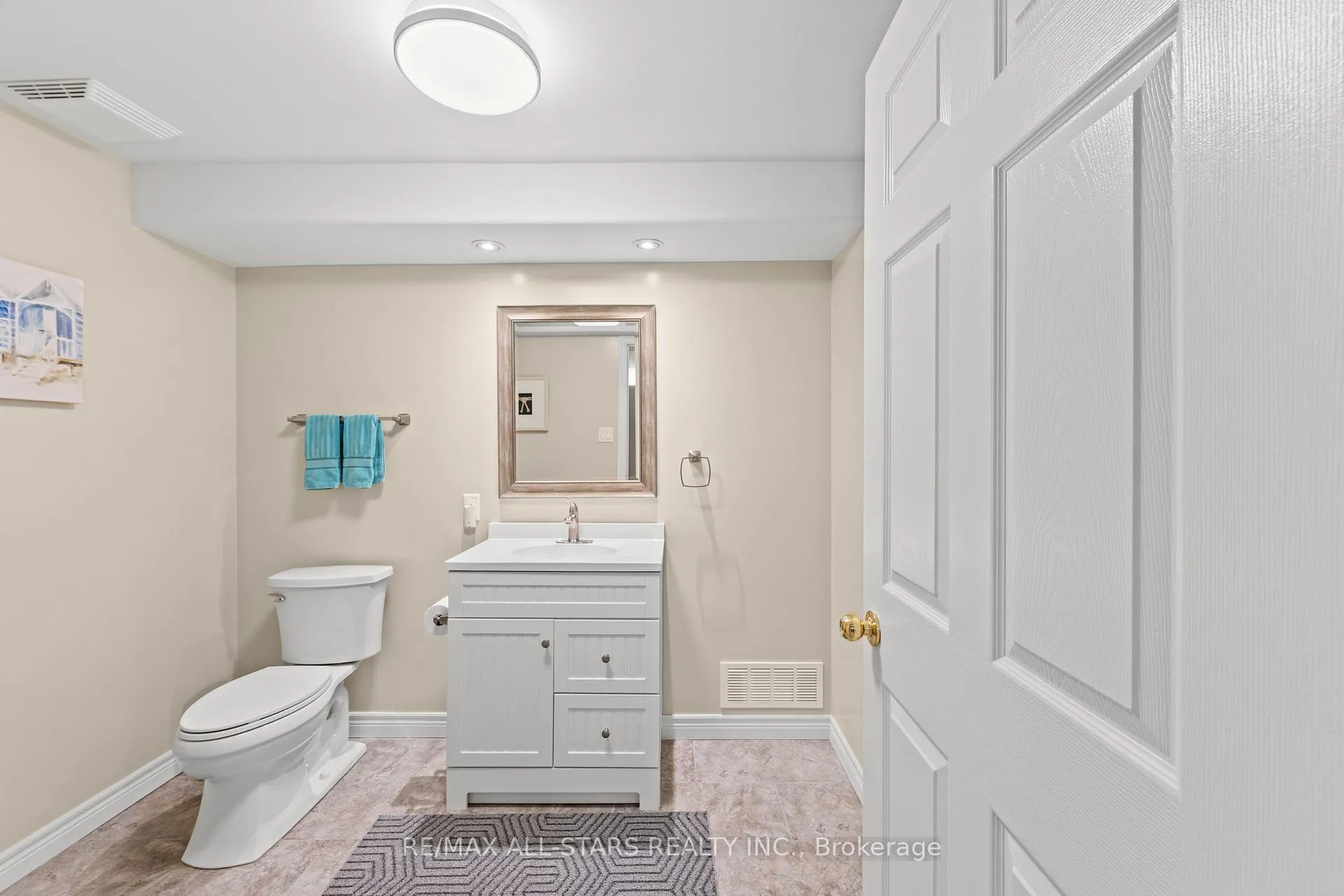 Photo 27 of 76 Chimney Hill Way, Scugog, Port Perry — HOMEH