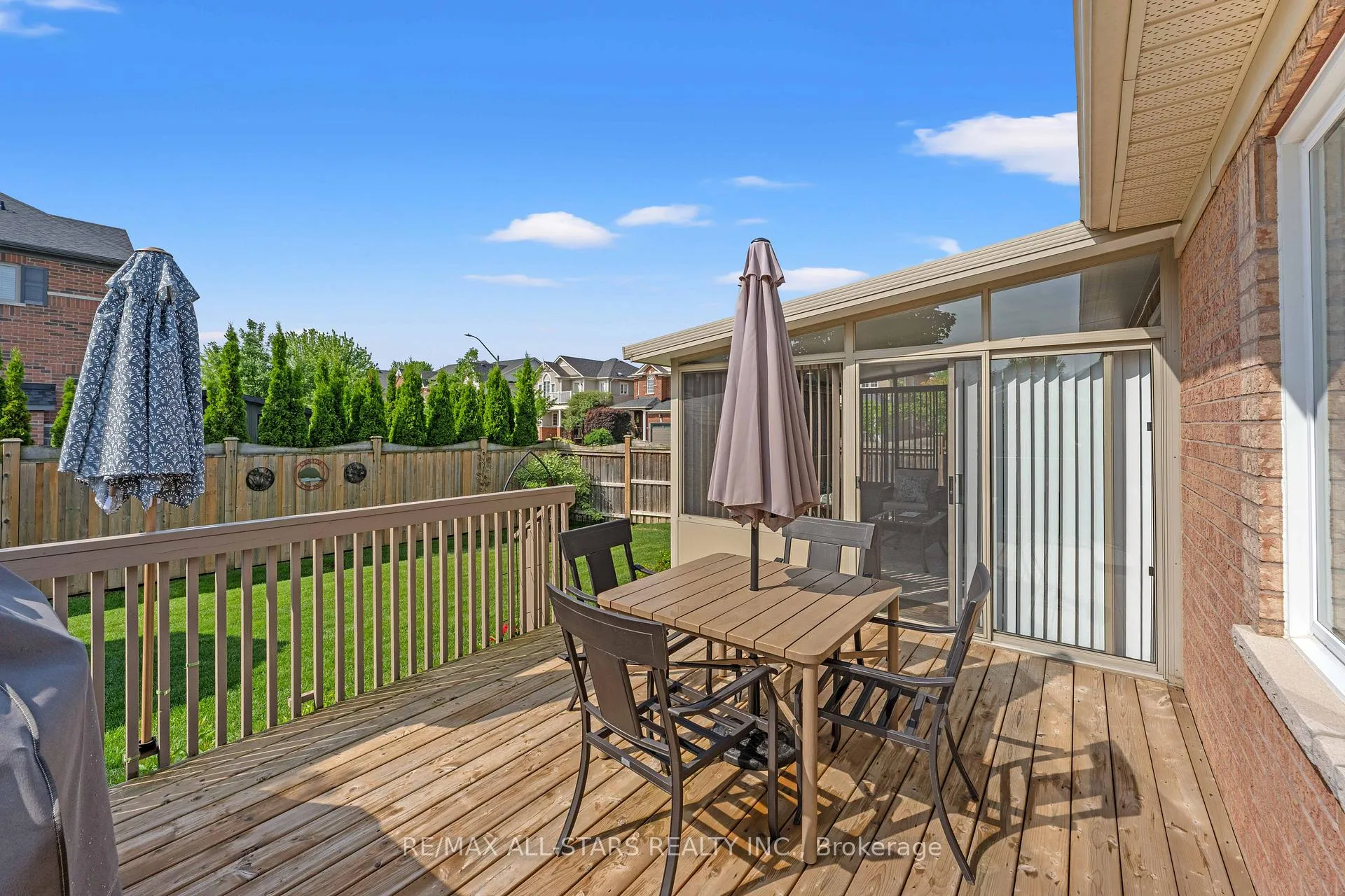 Photo 32 of 76 Chimney Hill Way, Scugog, Port Perry — HOMEH