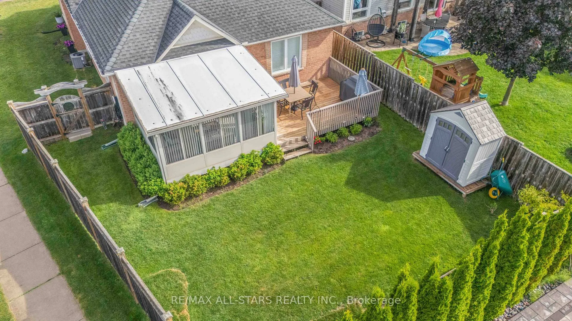Photo 34 of 76 Chimney Hill Way, Scugog, Port Perry — HOMEH