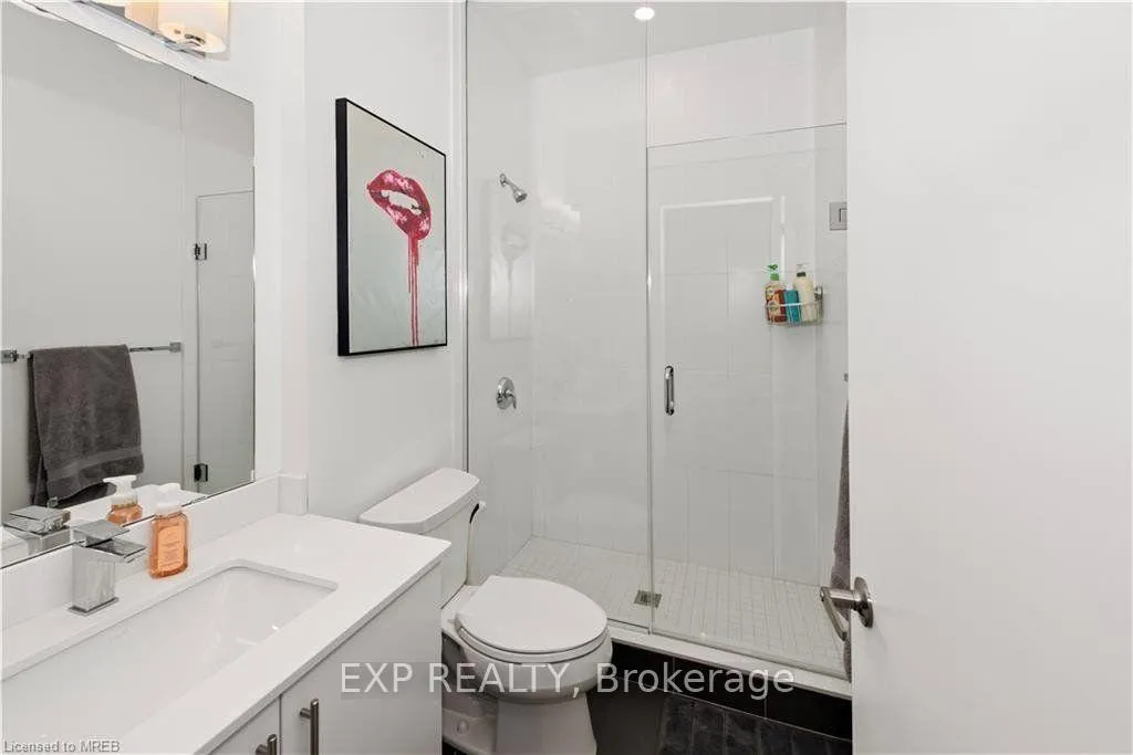 Photo 10 of Unit 903, 550 North Service Road, Grimsby, Grimsby Beach — HOMEH
