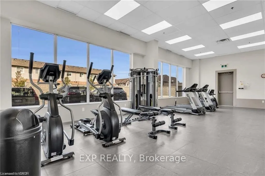 Photo 17 of Unit 903, 550 North Service Road, Grimsby, Grimsby Beach — HOMEH