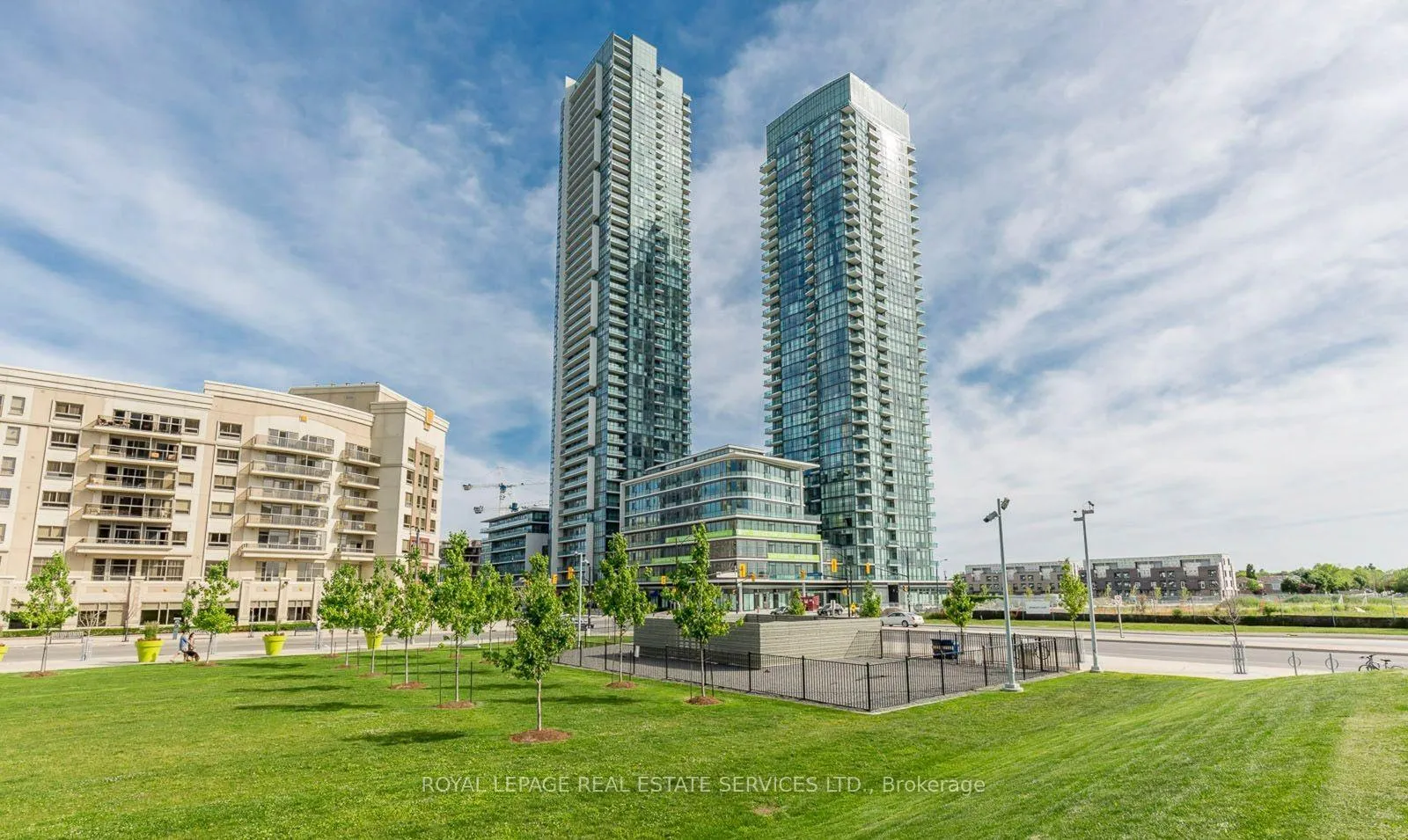 Photo 2 of Unit 2909, 4070 Confederation Parkway, Mississauga, City Centre — HOMEH