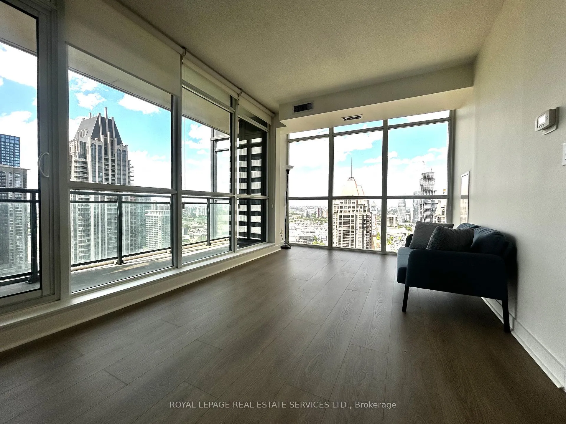Photo 17 of Unit 2909, 4070 Confederation Parkway, Mississauga, City Centre — HOMEH