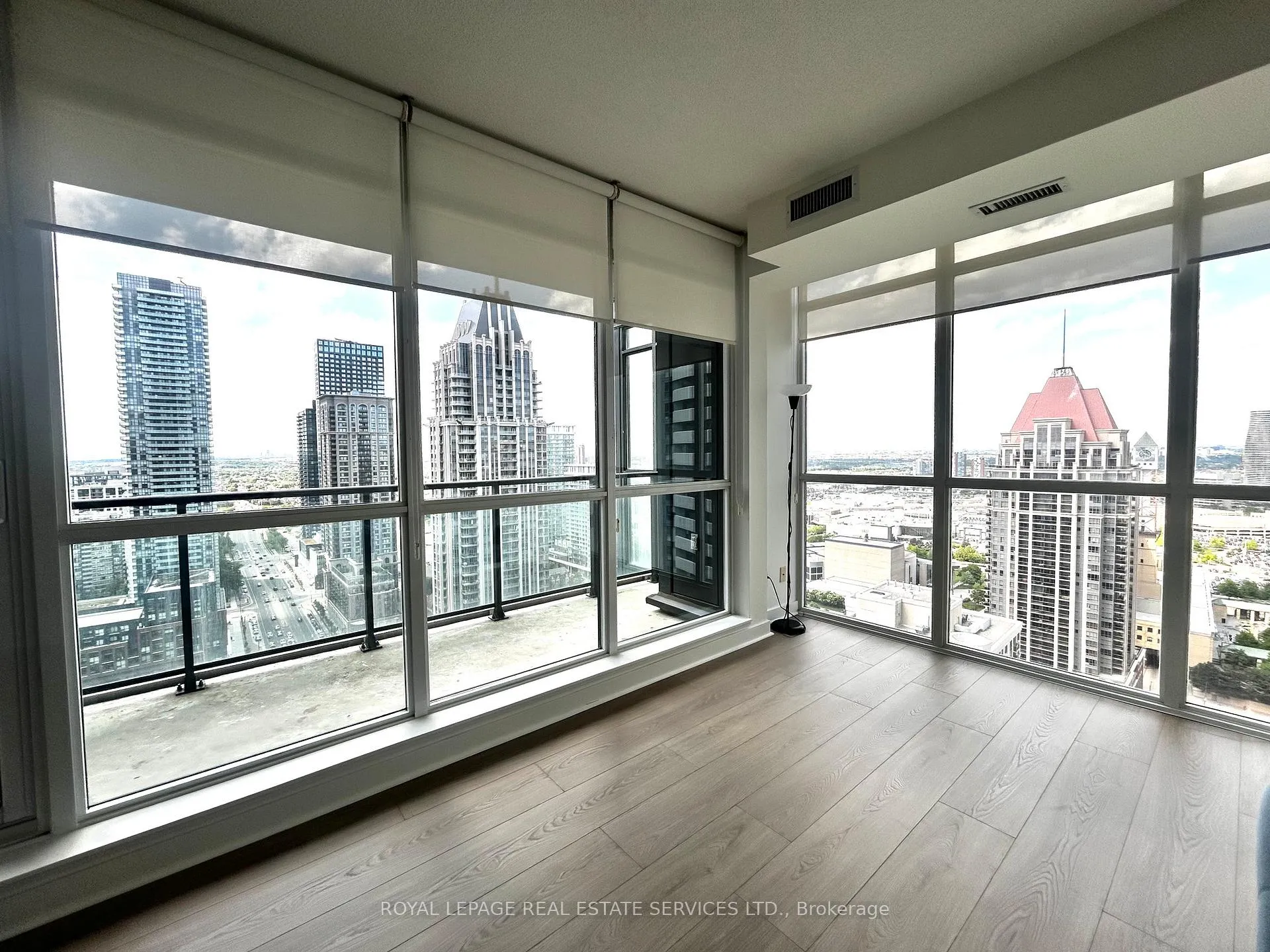 Photo 21 of Unit 2909, 4070 Confederation Parkway, Mississauga, City Centre — HOMEH