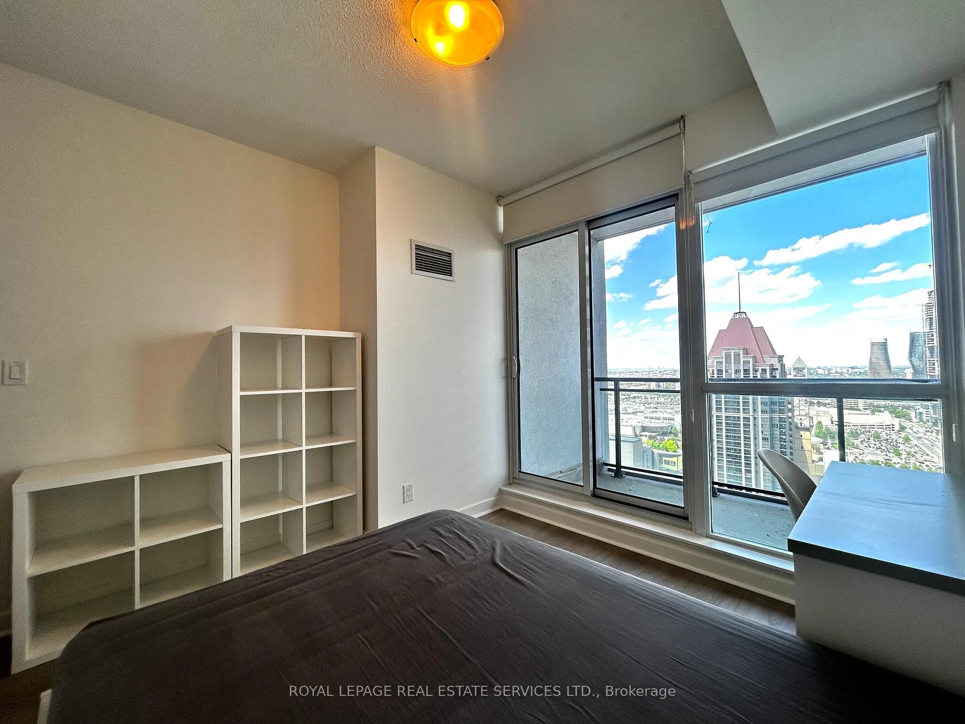Photo 23 of Unit 2909, 4070 Confederation Parkway, Mississauga, City Centre — HOMEH