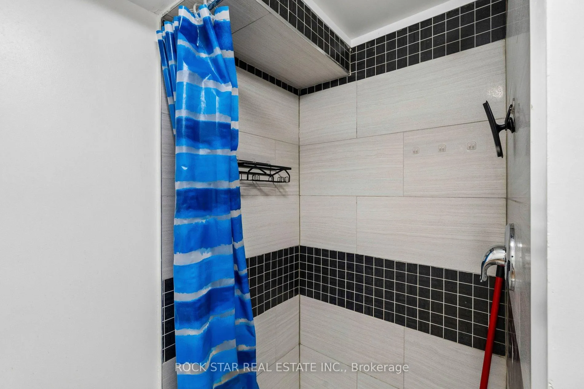 Photo 32 of 428 Thorold Road, Welland, West Welland — HOMEH