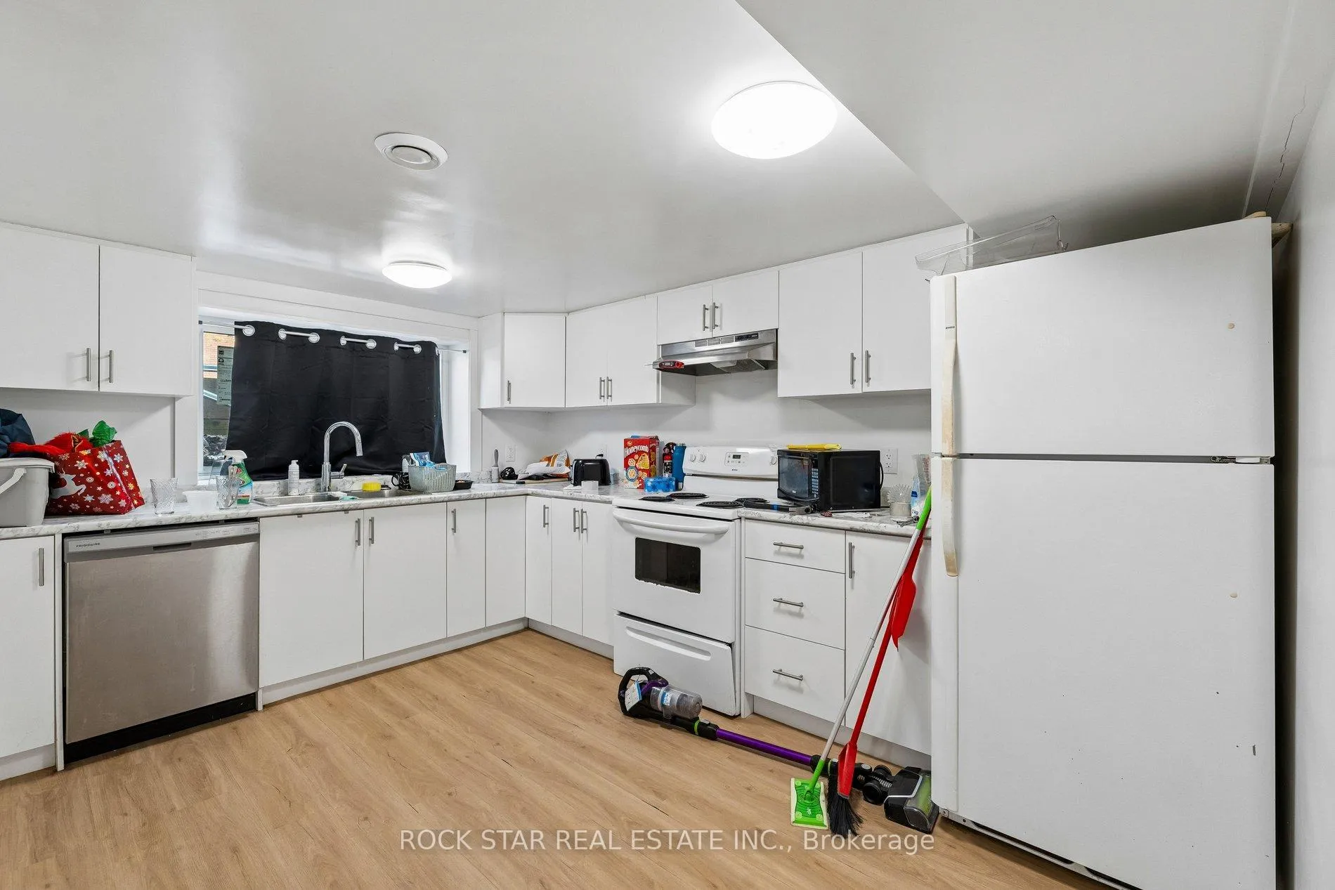 Photo 33 of 428 Thorold Road, Welland, West Welland — HOMEH