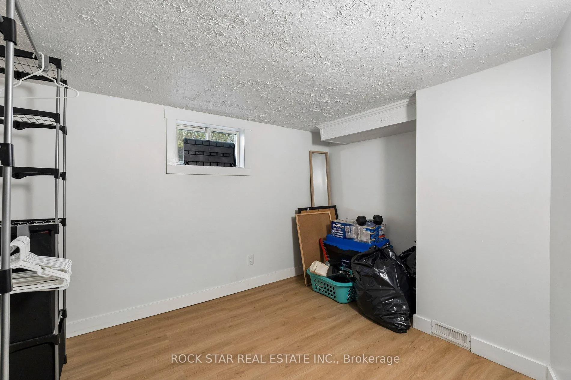 Photo 38 of 428 Thorold Road, Welland, West Welland — HOMEH