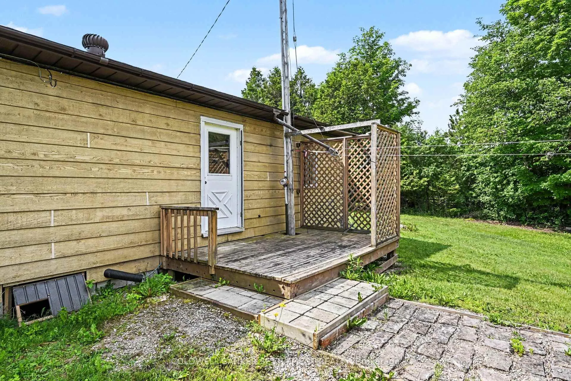 Photo 9 of 2394 Scotch Line Road, Tay Valley, Bathurst/Burgess & Sherbrooke (Bathurst) Twp — HOMEH